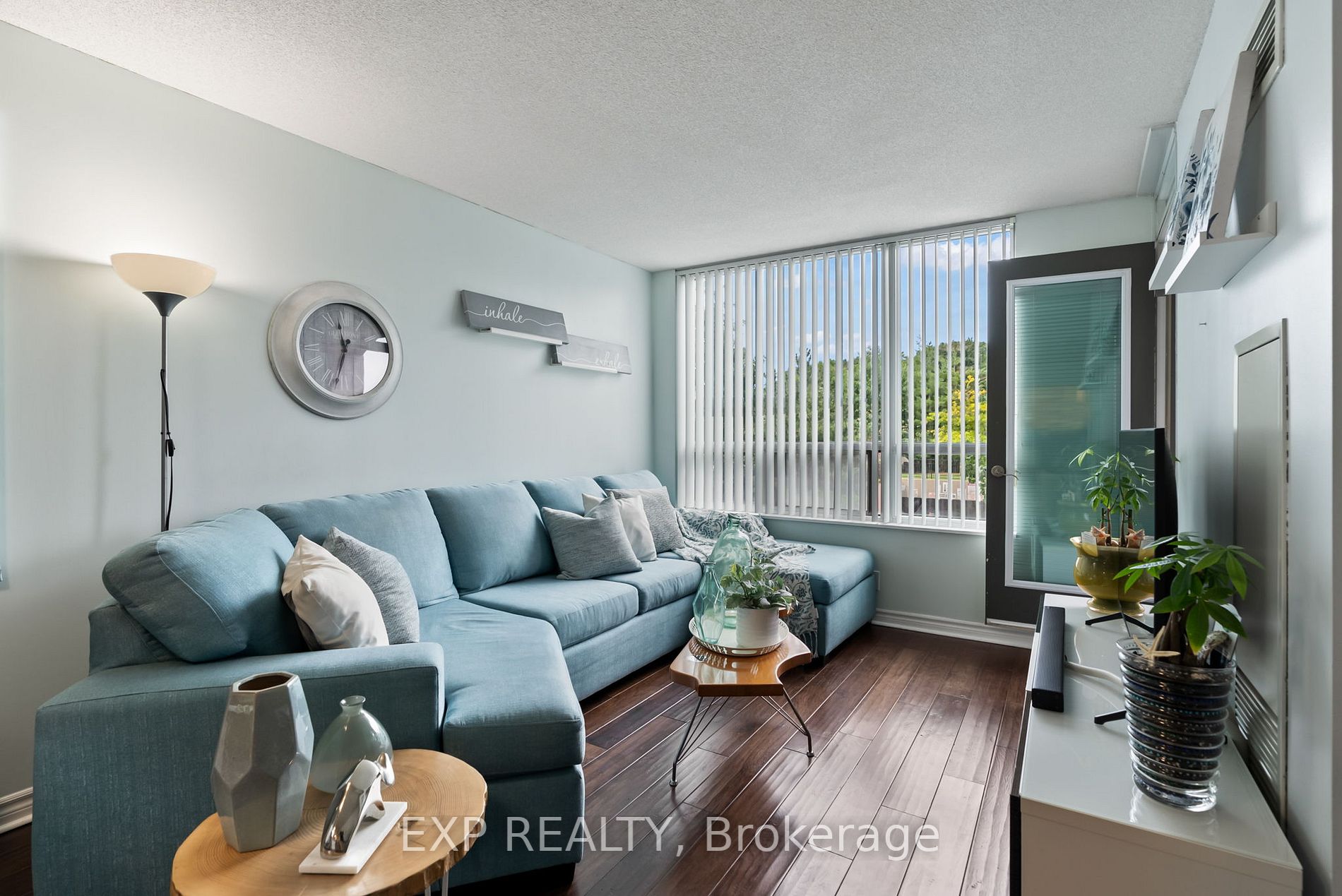 68 Grangeway Ave, #202