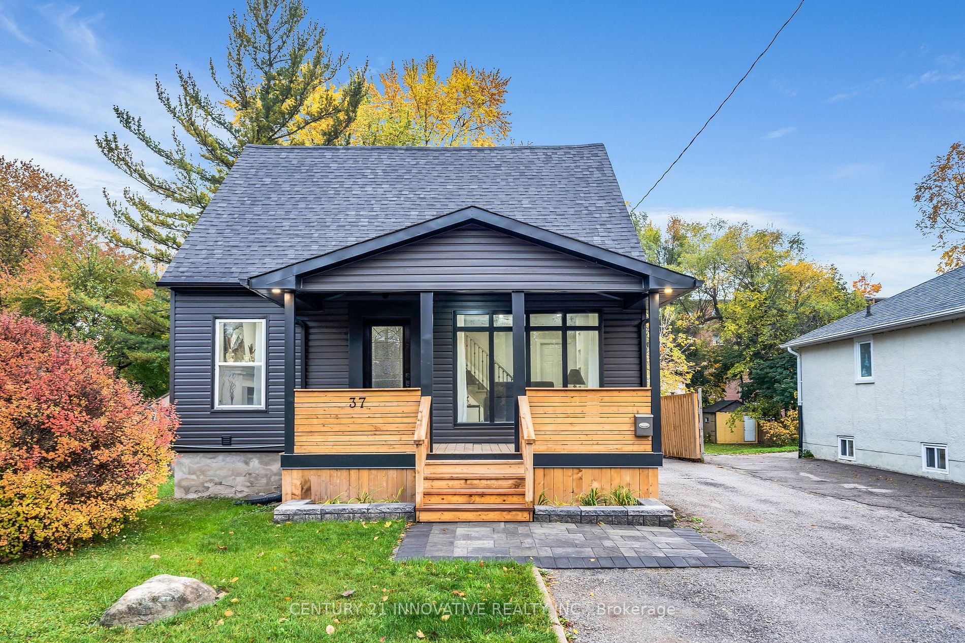 37 Lincoln St