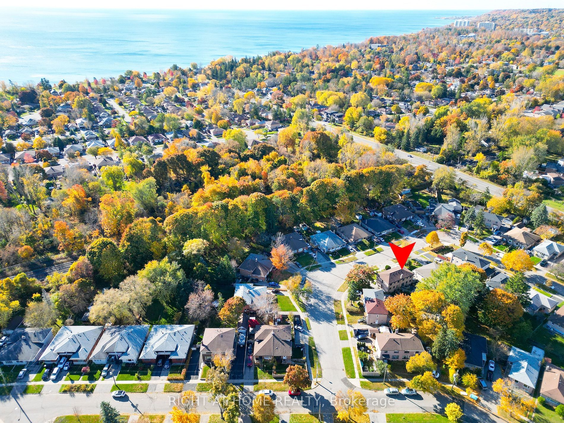36 Pixley Cres