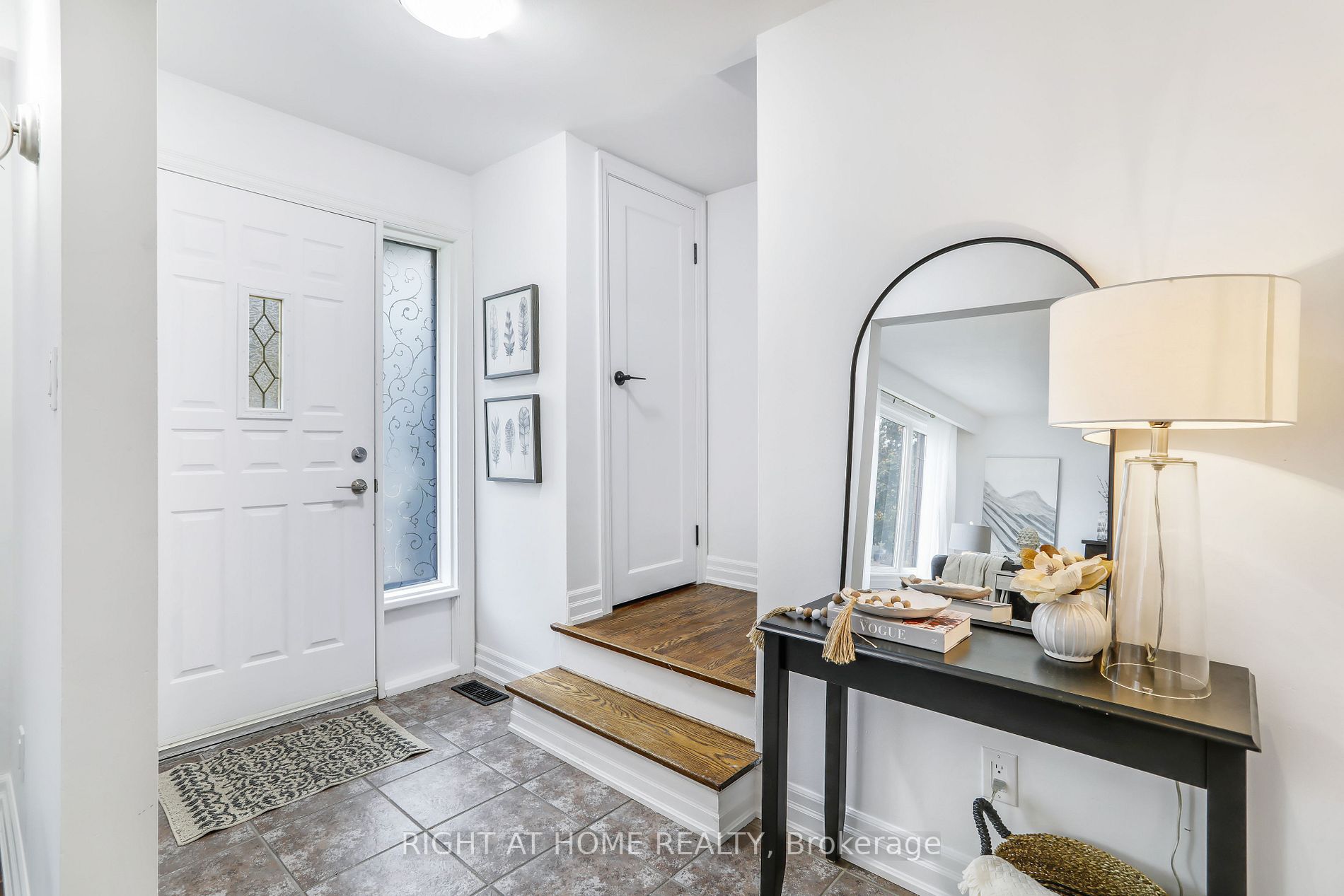 36 Pixley Cres