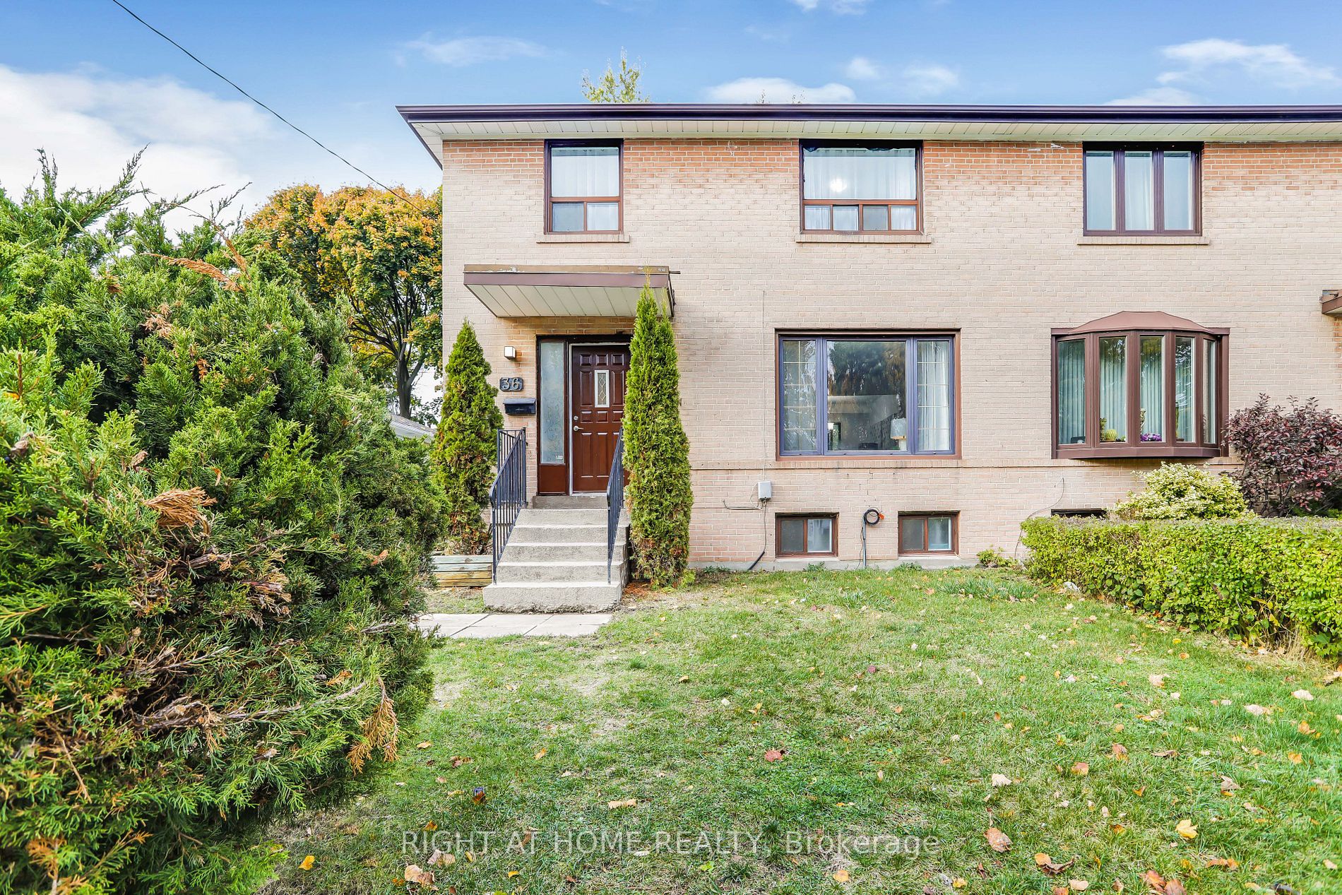 36 Pixley Cres