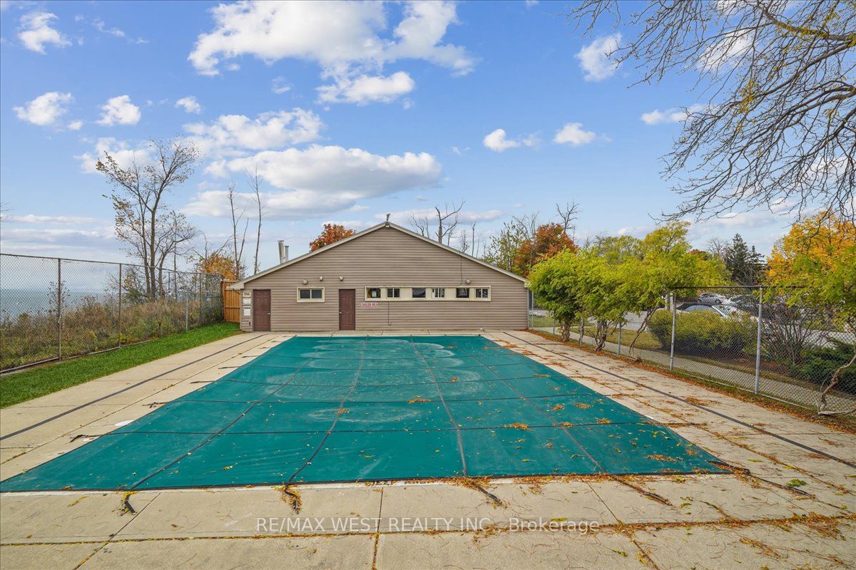 28 Livingston Rd, #75