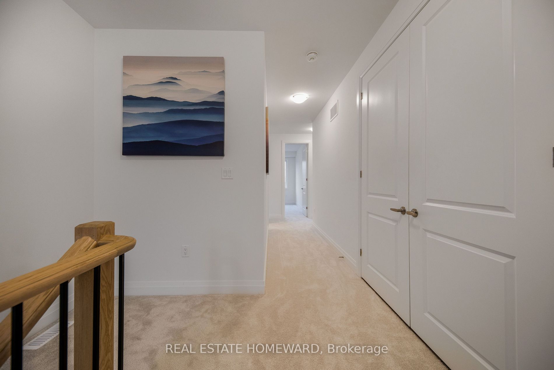 1558 Honey Locust Pl