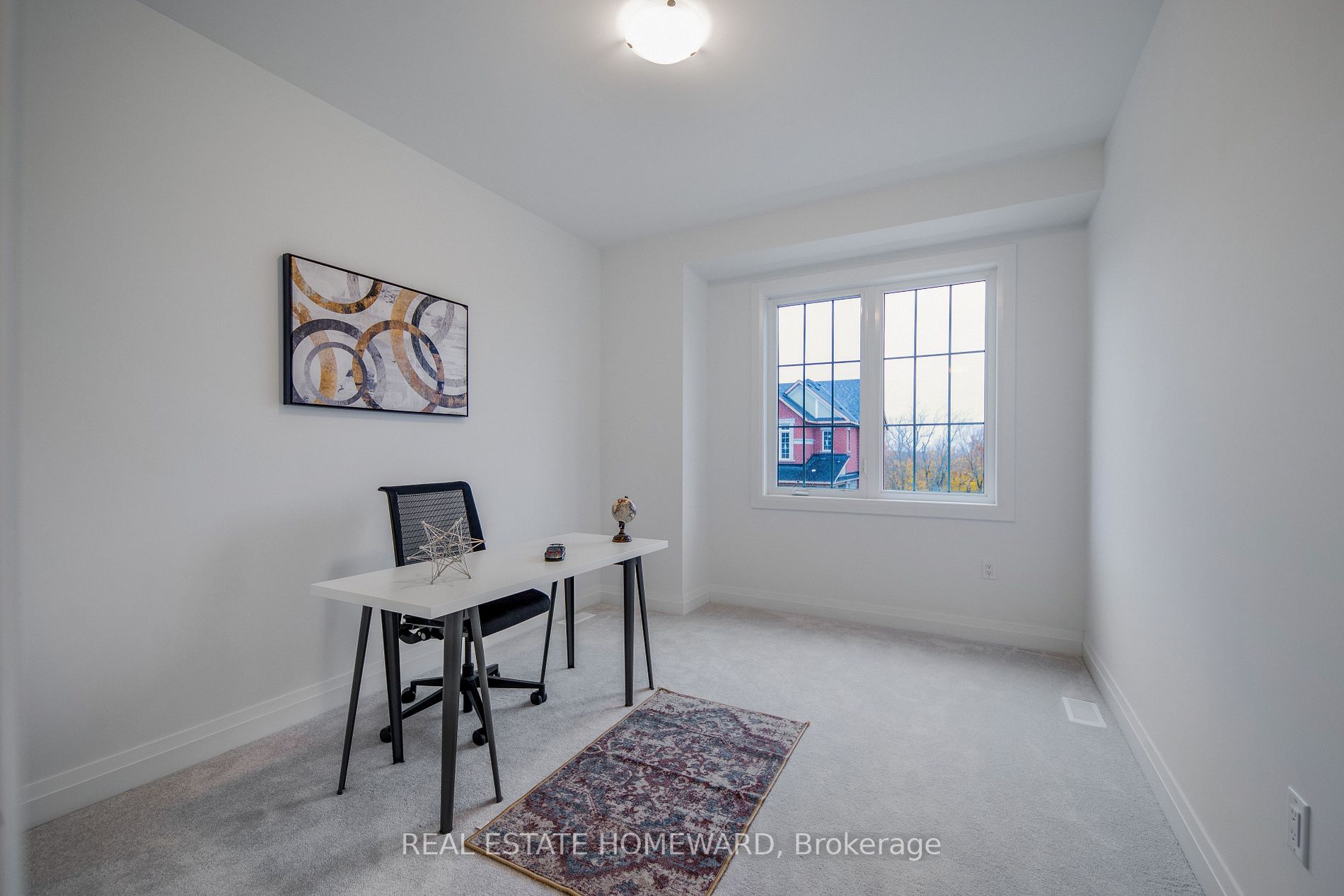 1558 Honey Locust Pl