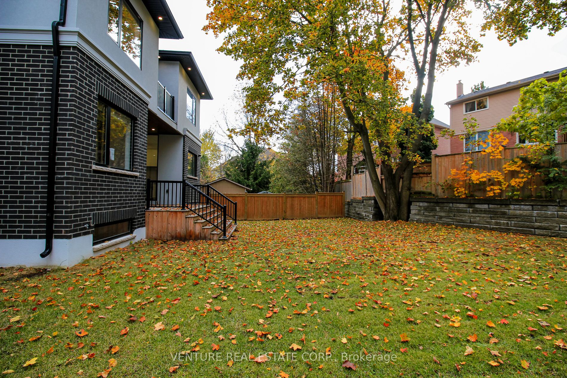 1964 Spruce Hill Rd