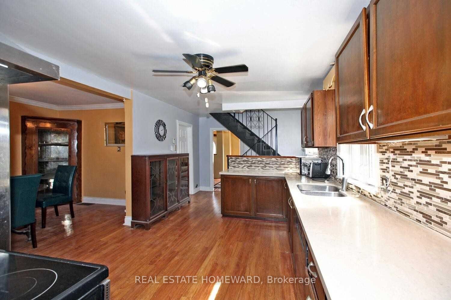 50 Freeman St