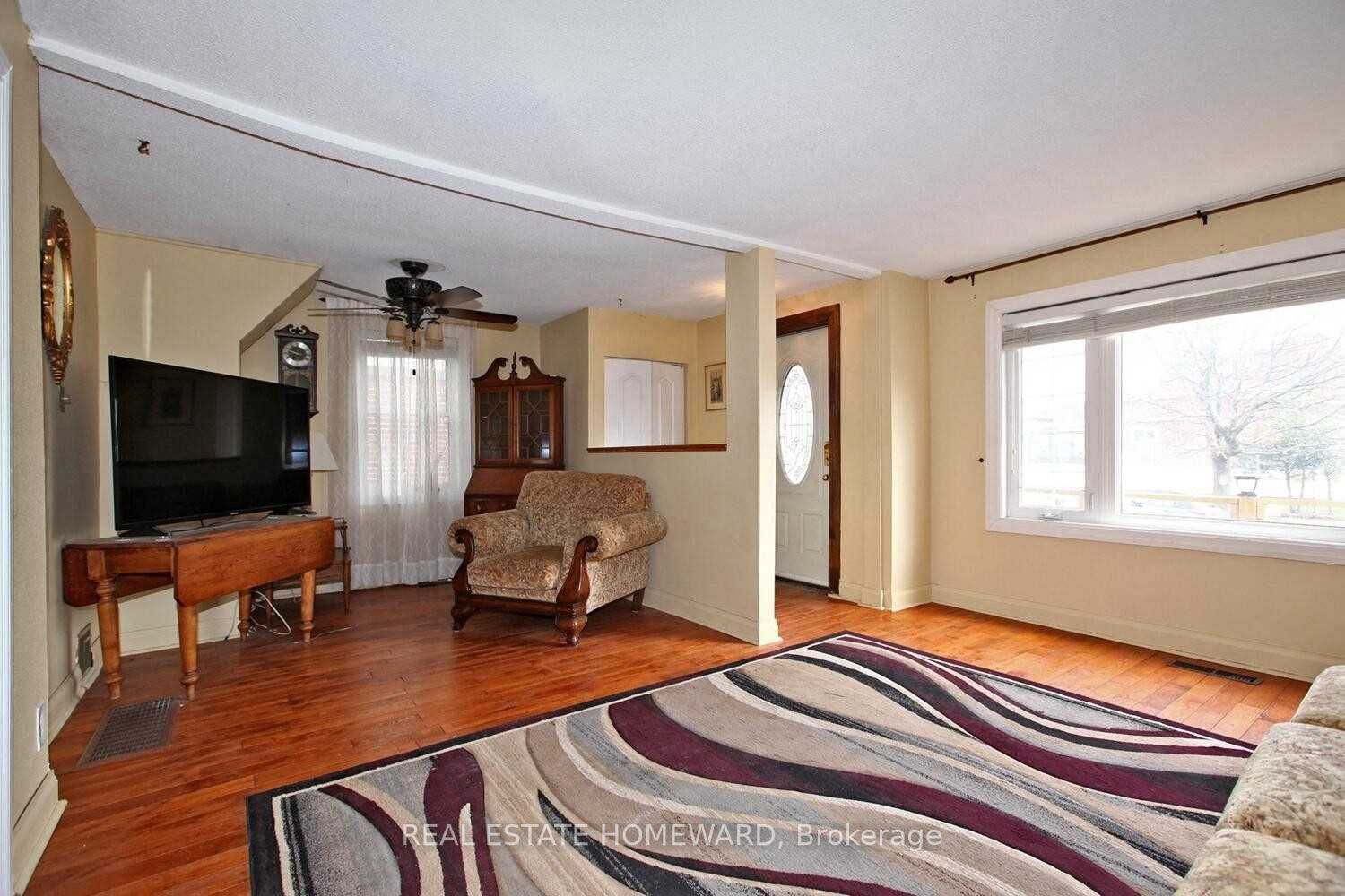 50 Freeman St