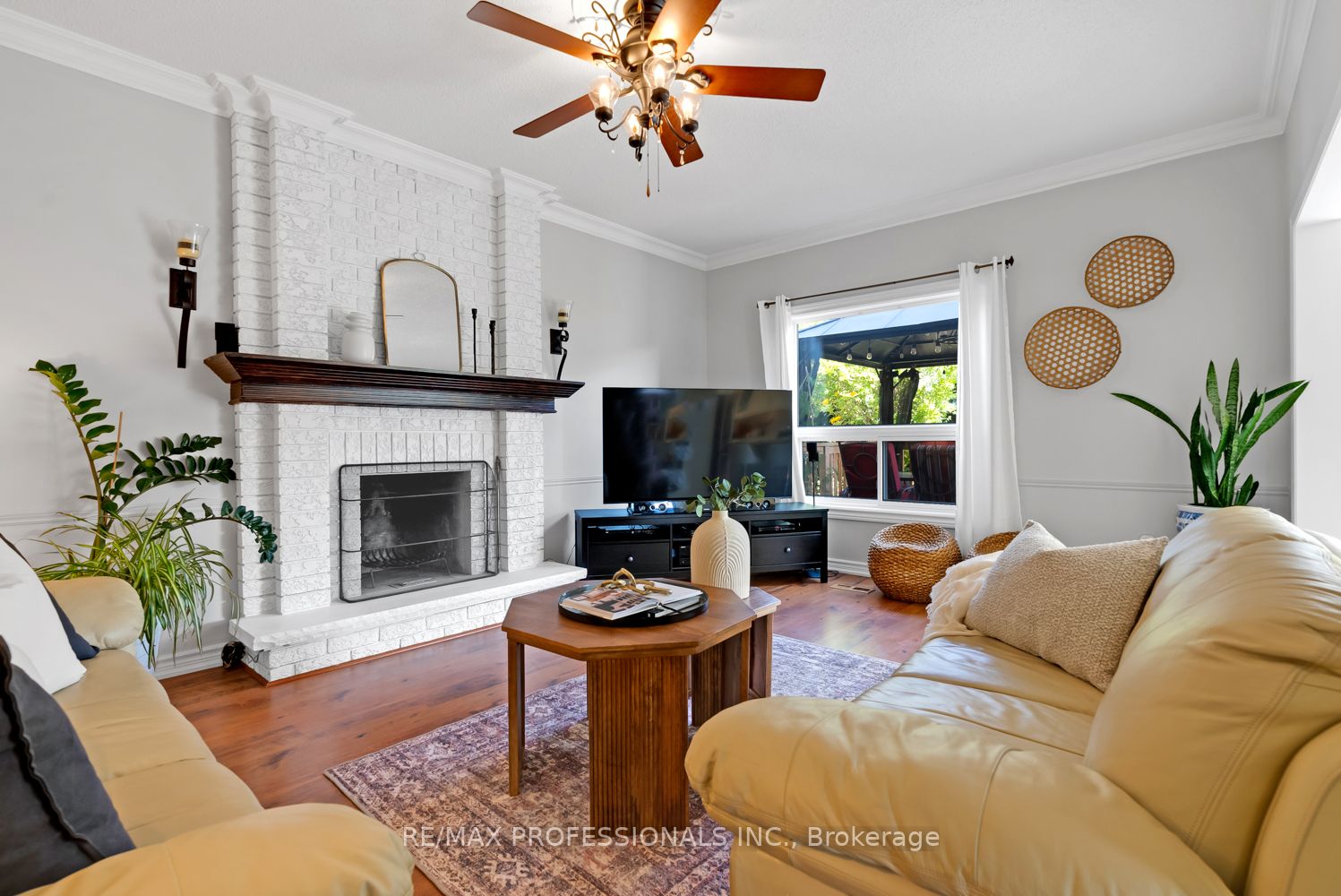 1901 Rosebank Rd