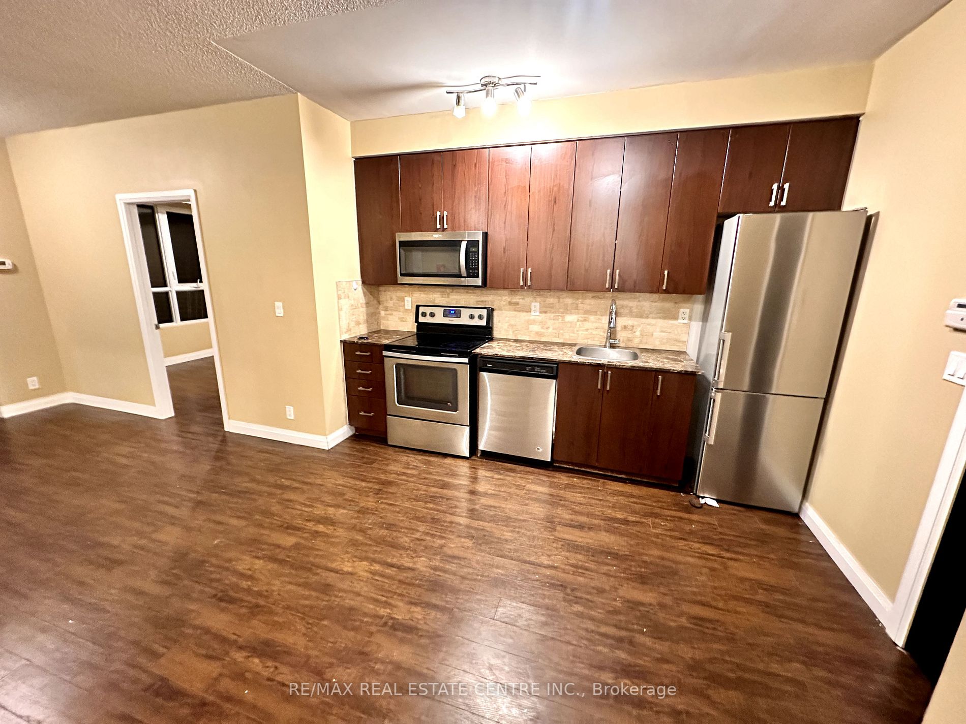 22 East Haven Dr, #536