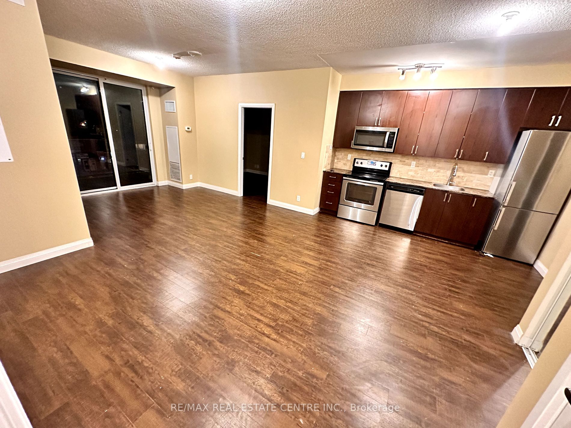 22 East Haven Dr, #536