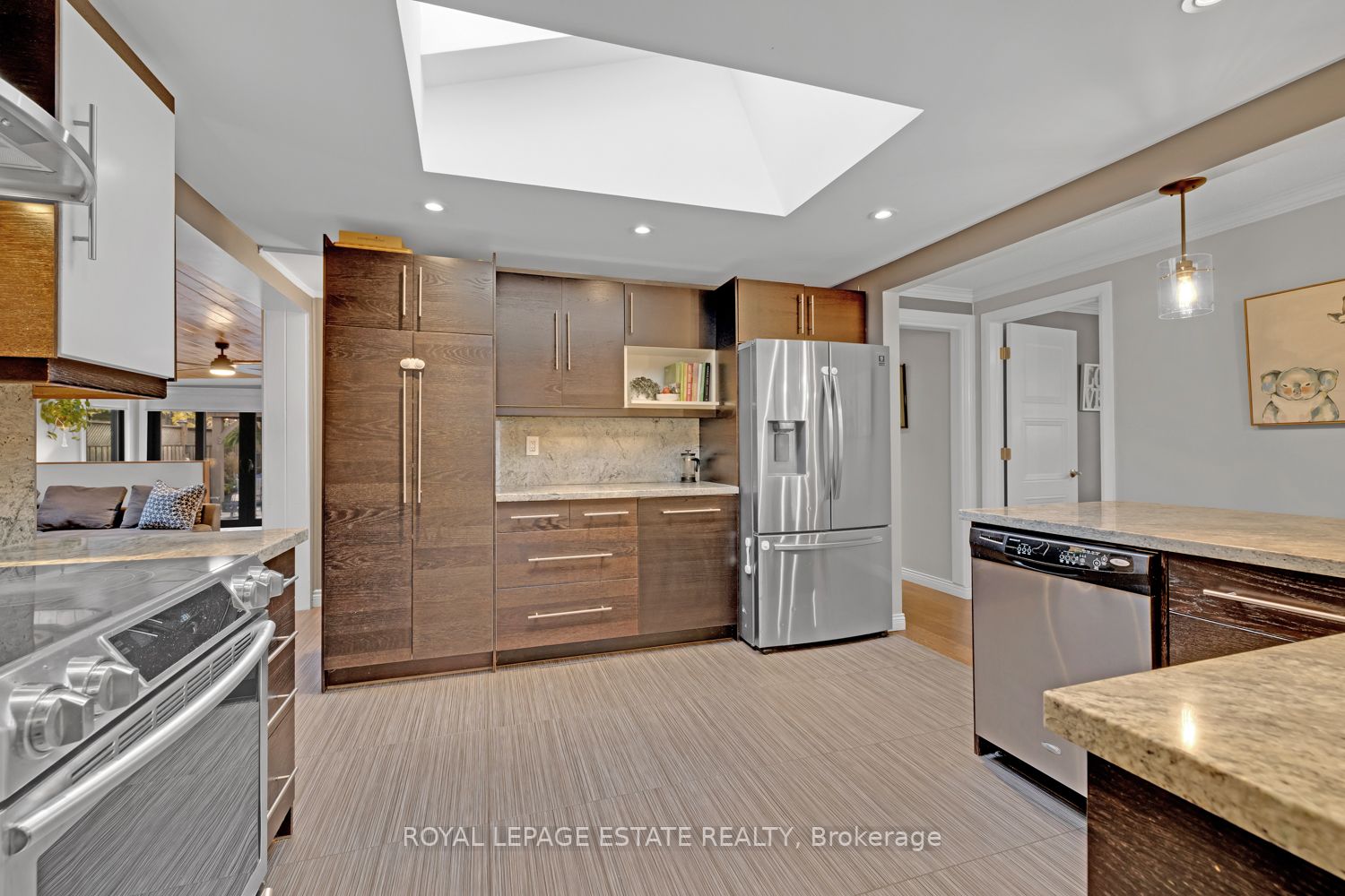 26 Lewin Crescent