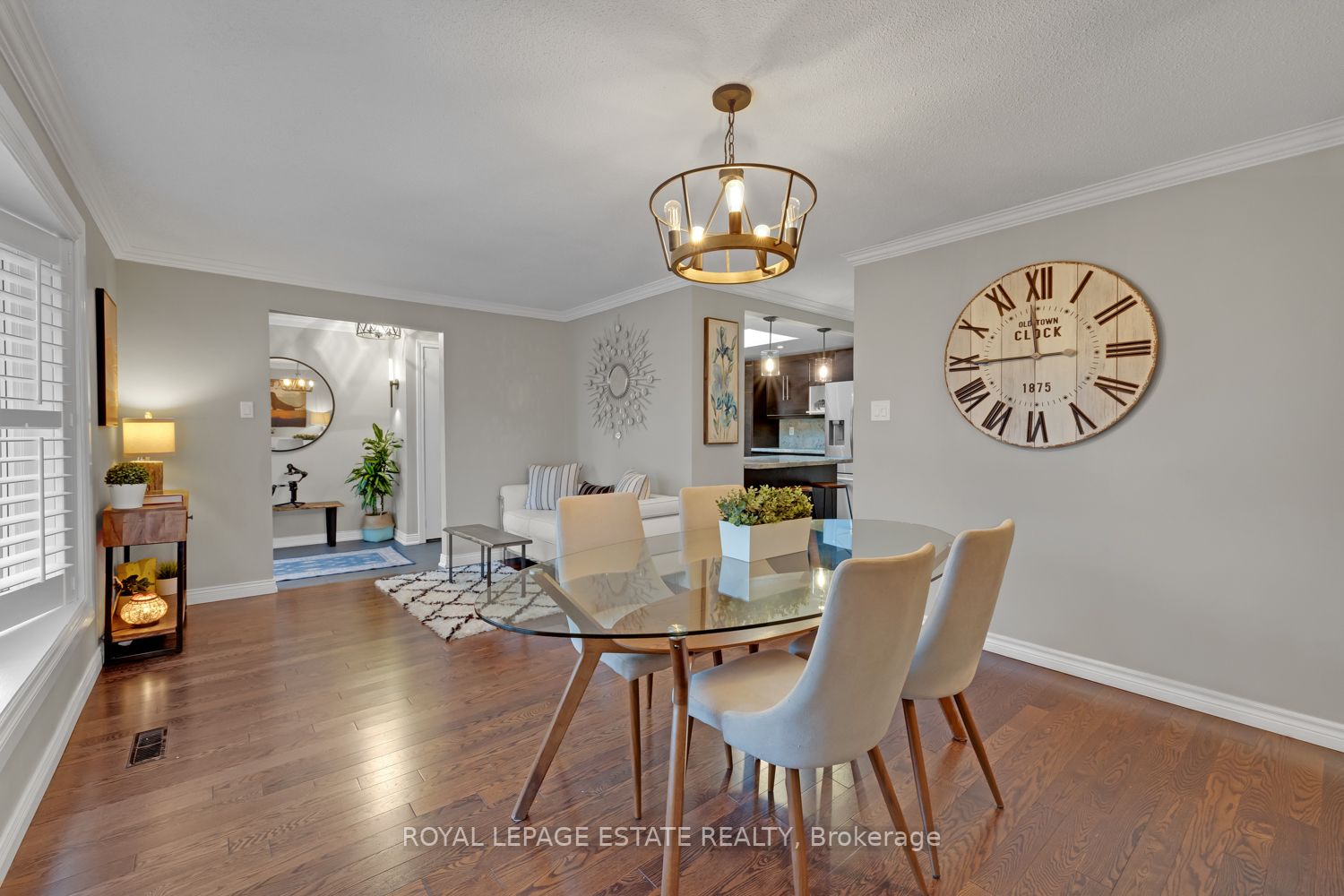 26 Lewin Crescent