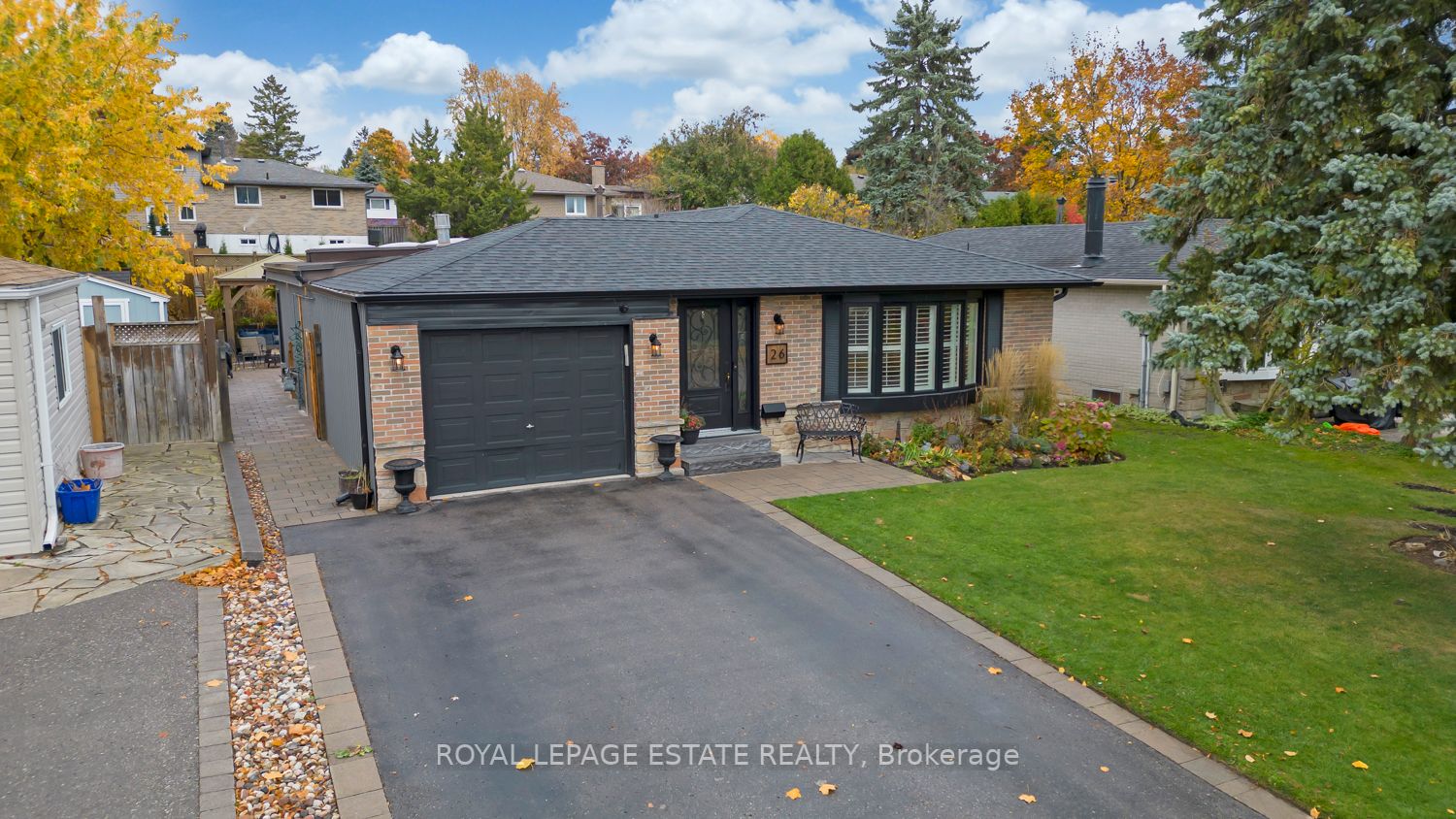 26 Lewin Crescent