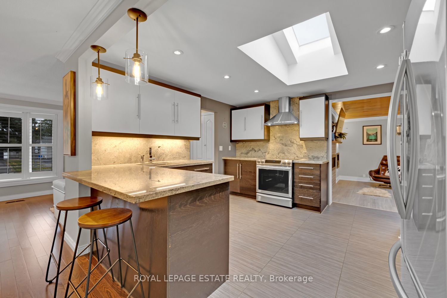 26 Lewin Crescent