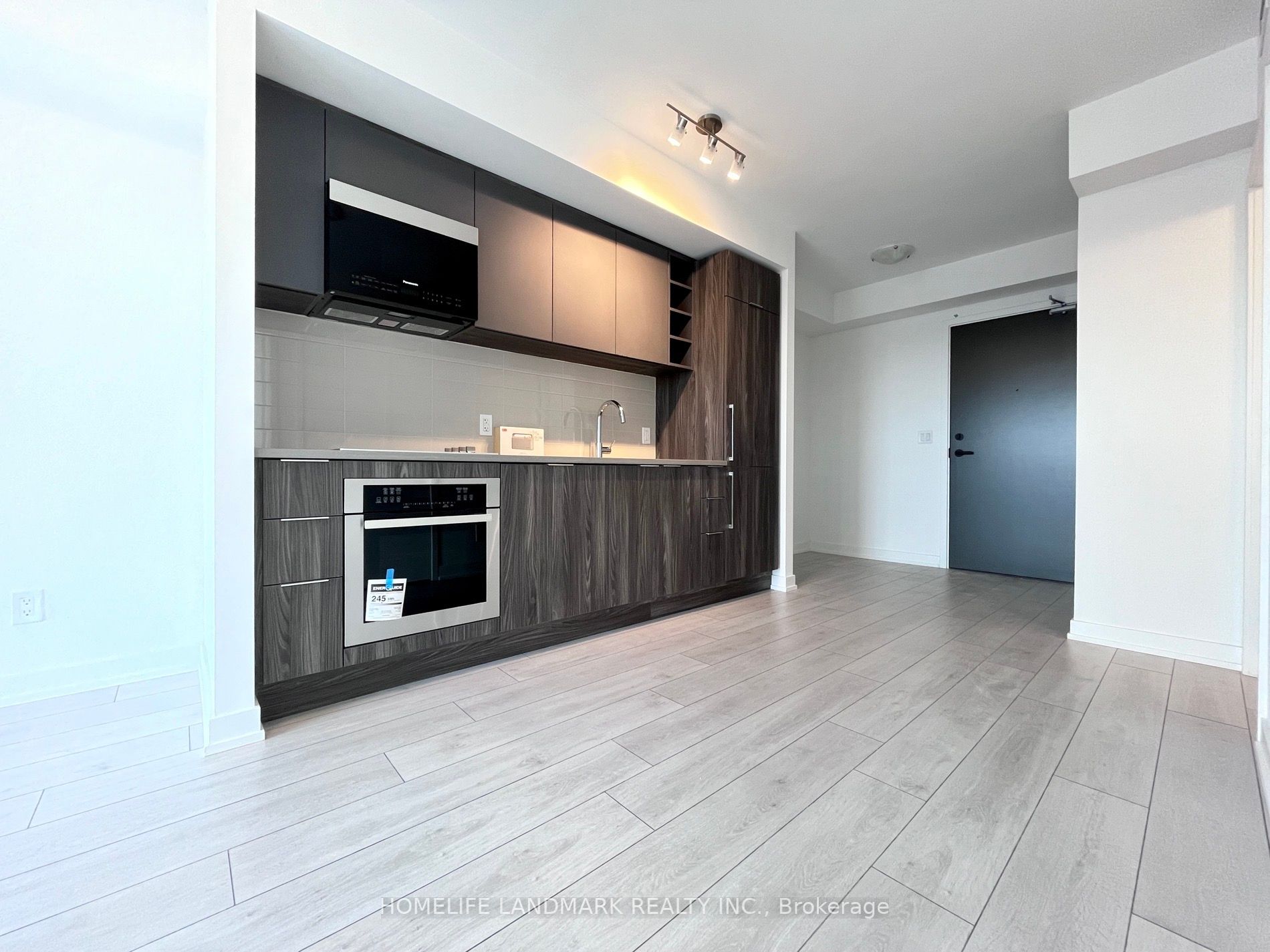 2031 Kennedy Rd, #1126