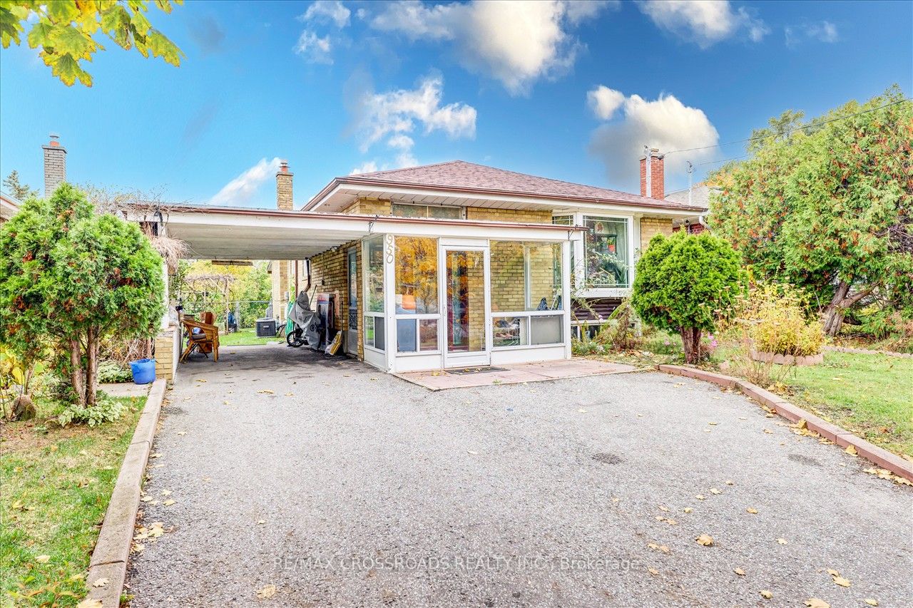 950 Mccowan Rd