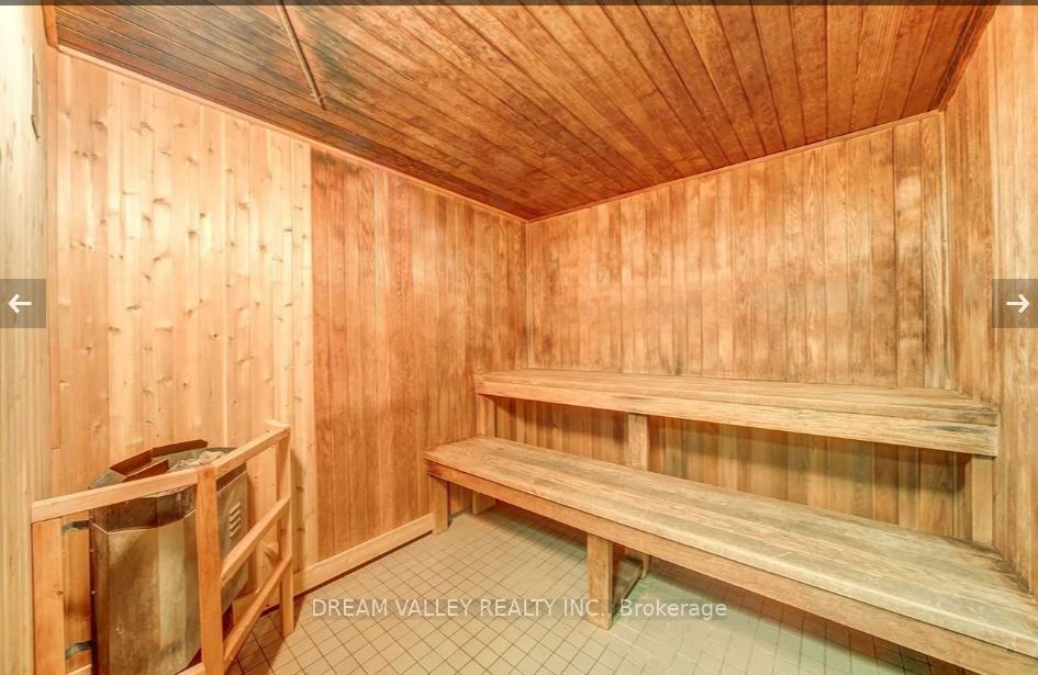 330 Mccowan Road, #906