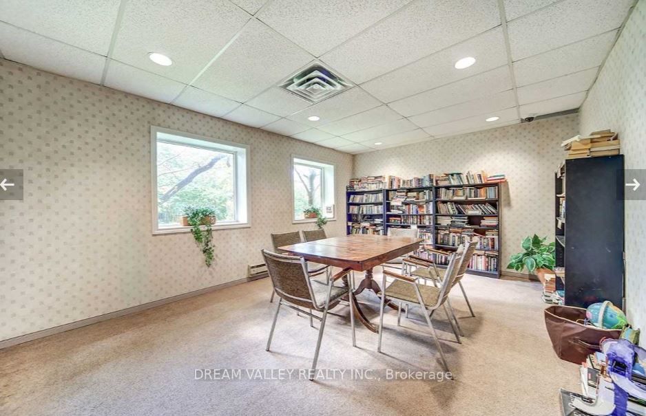 330 Mccowan Road, #906