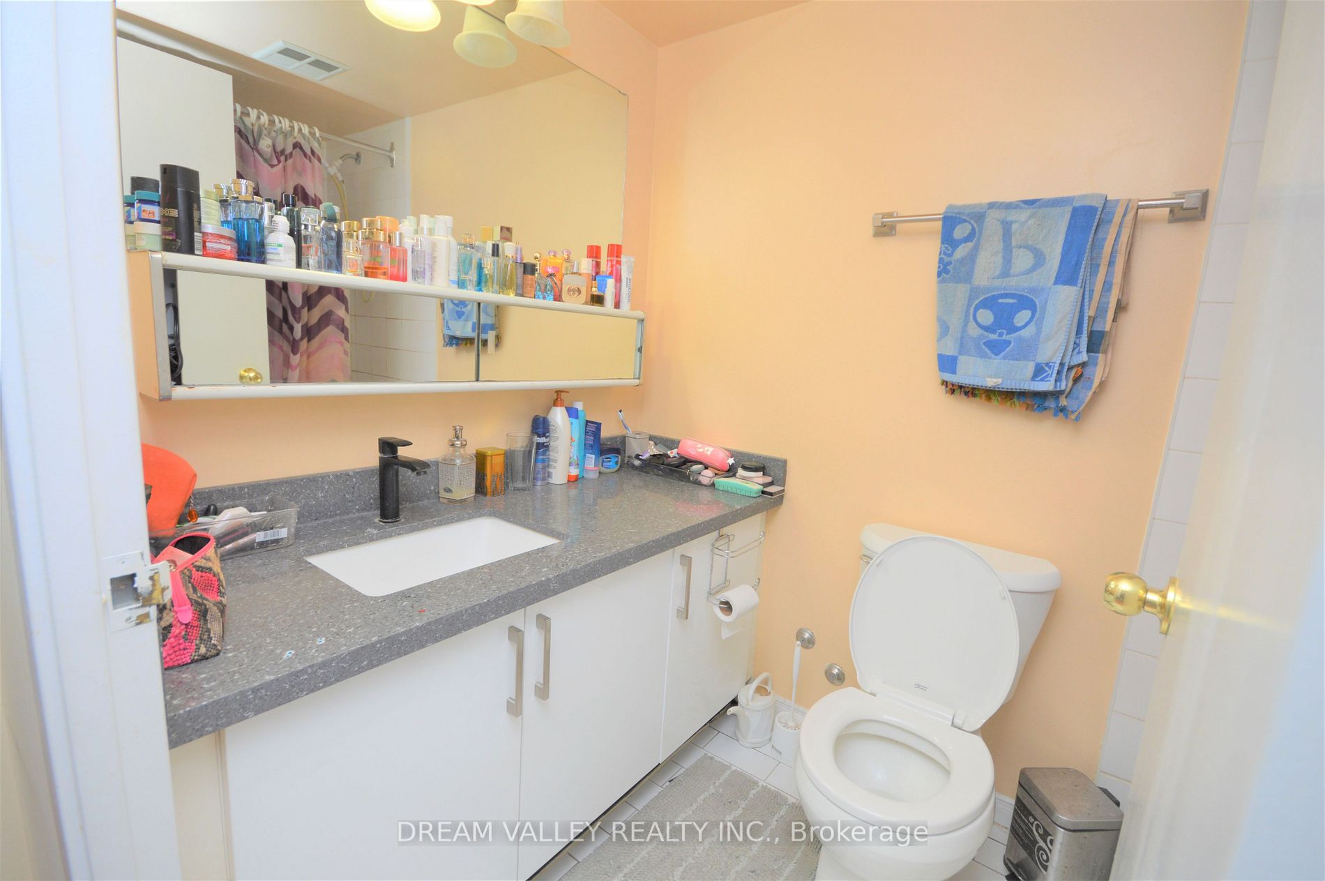 330 Mccowan Road, #906