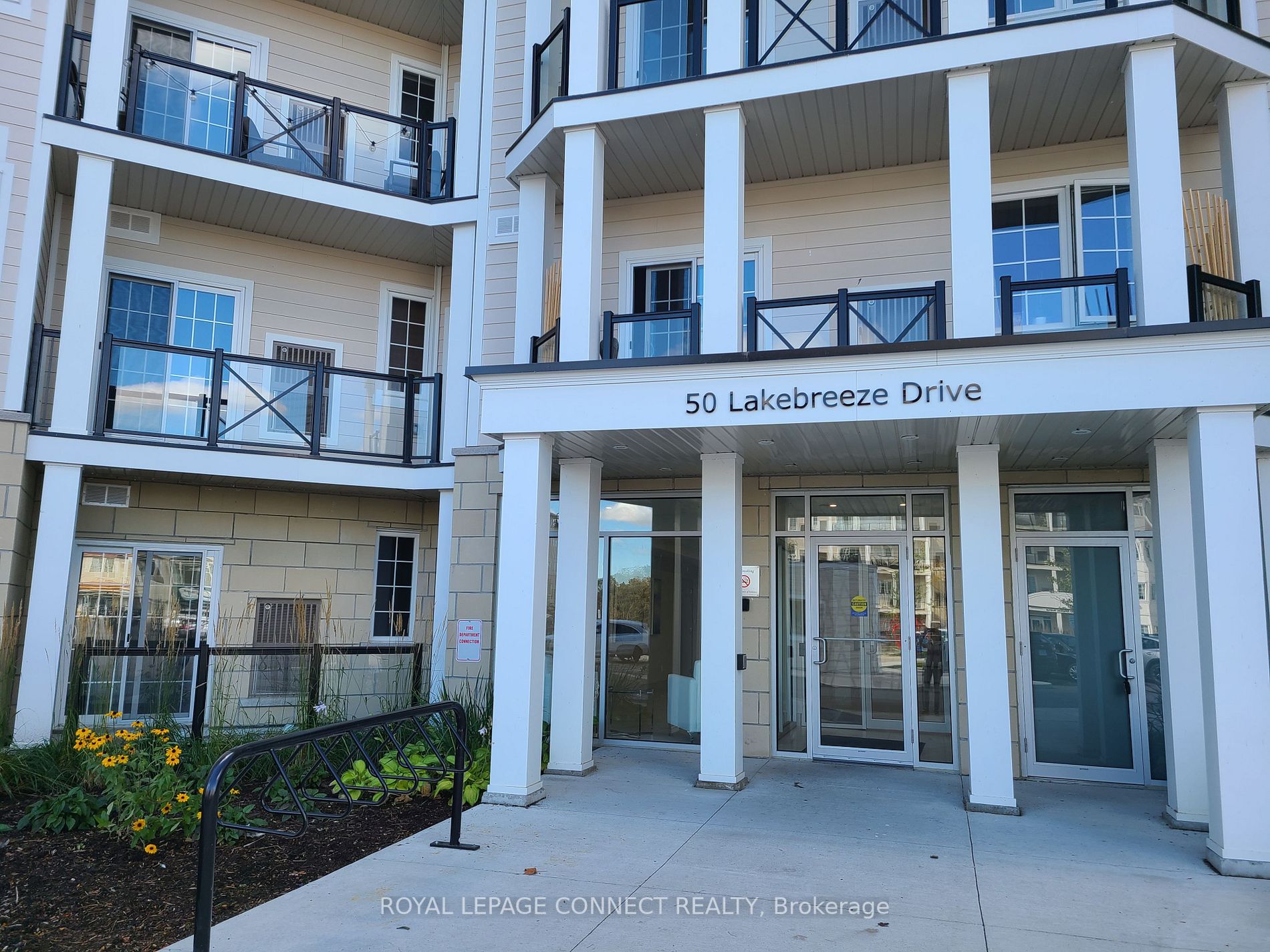 50 Lakebreeze Dr, #129