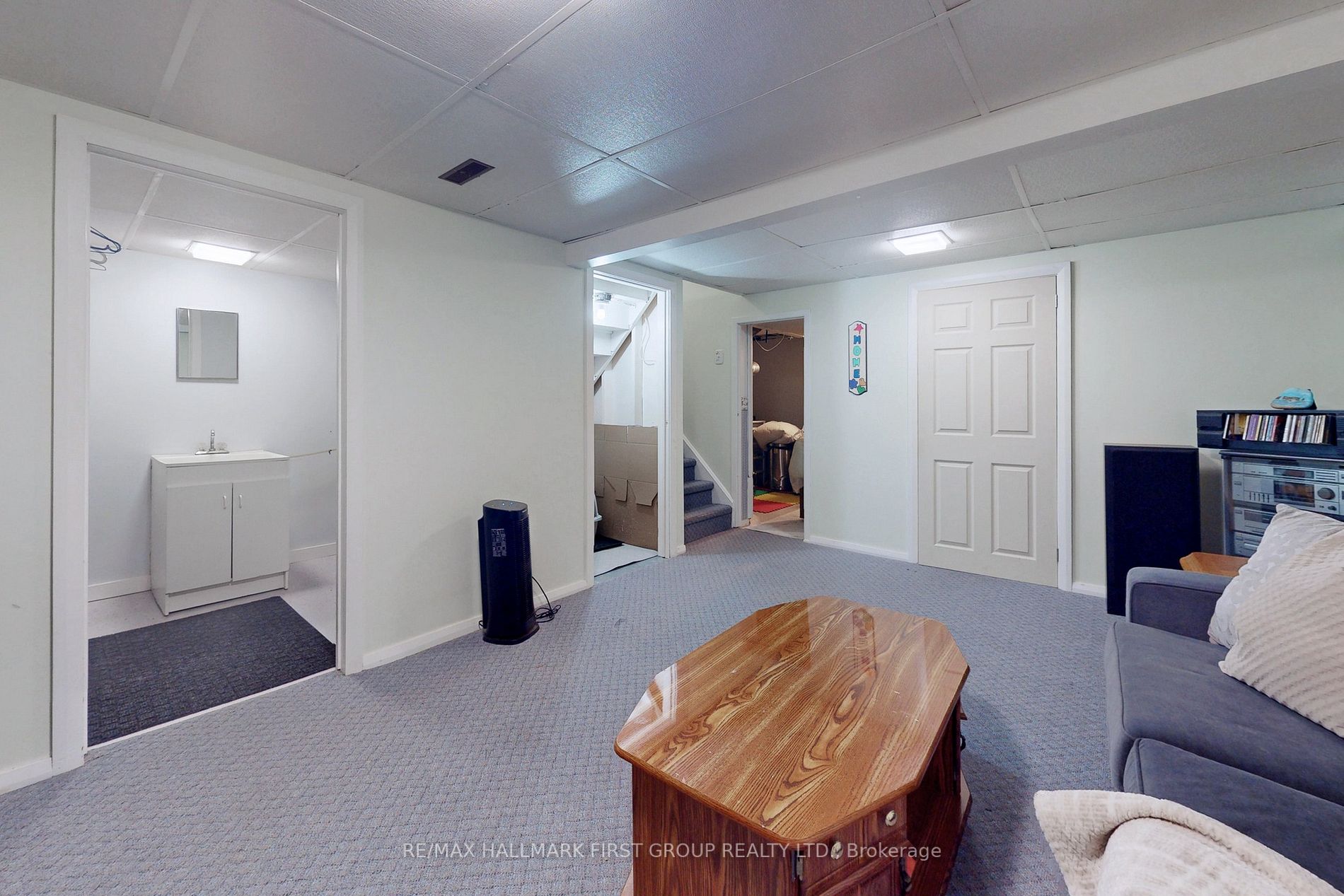 51 Roser Cres