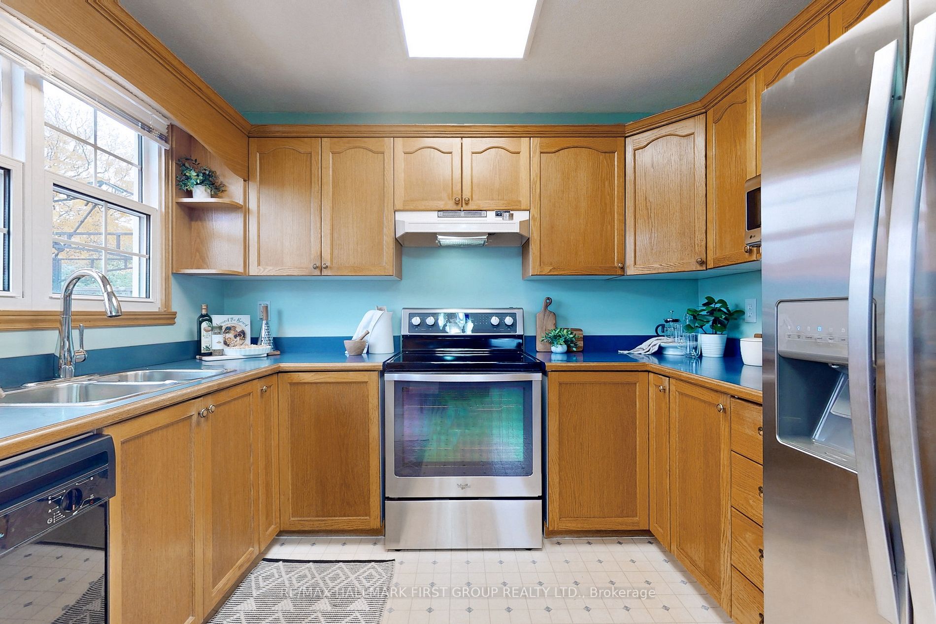 51 Roser Cres
