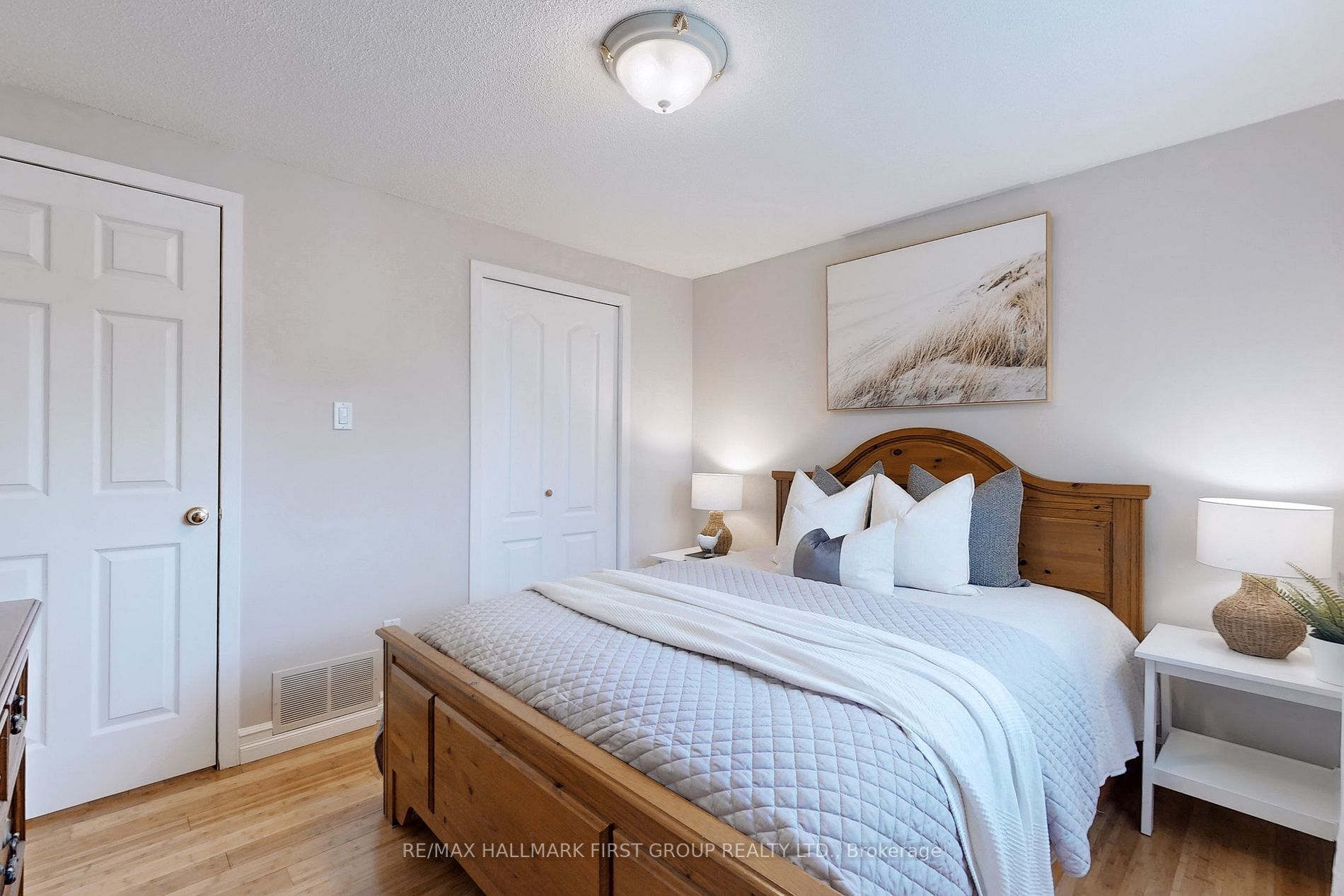 51 Roser Cres
