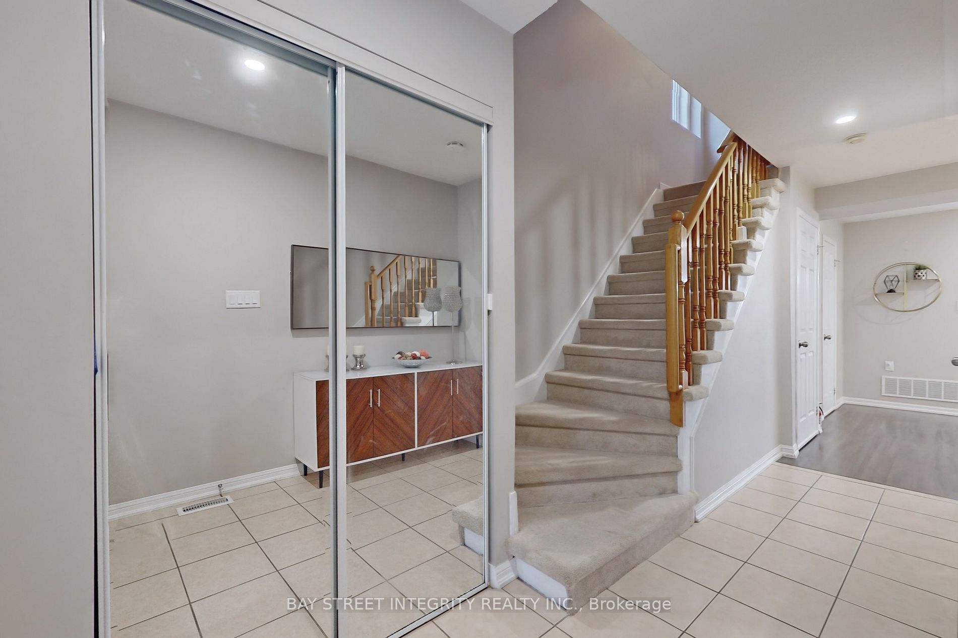 58 Kirkland Pl