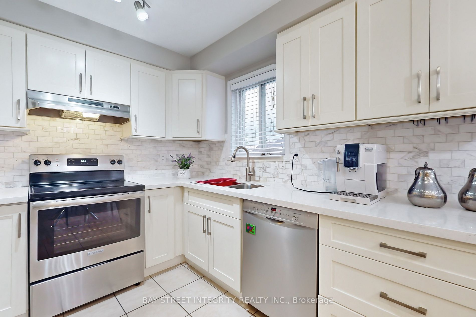 58 Kirkland Pl
