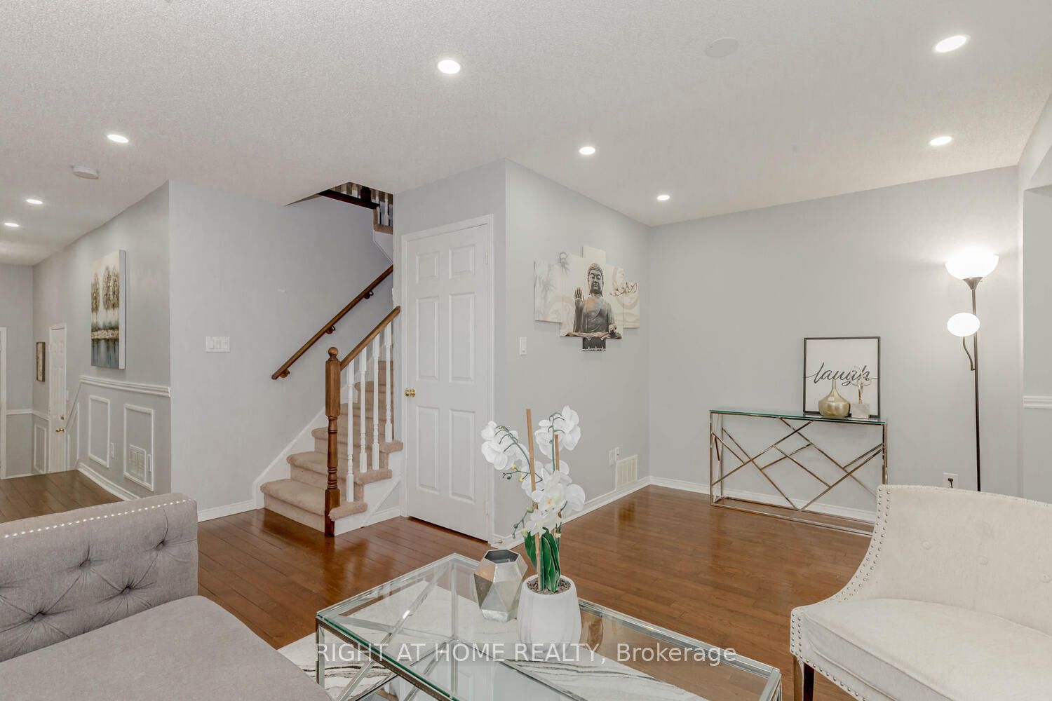 958 Audley Road N