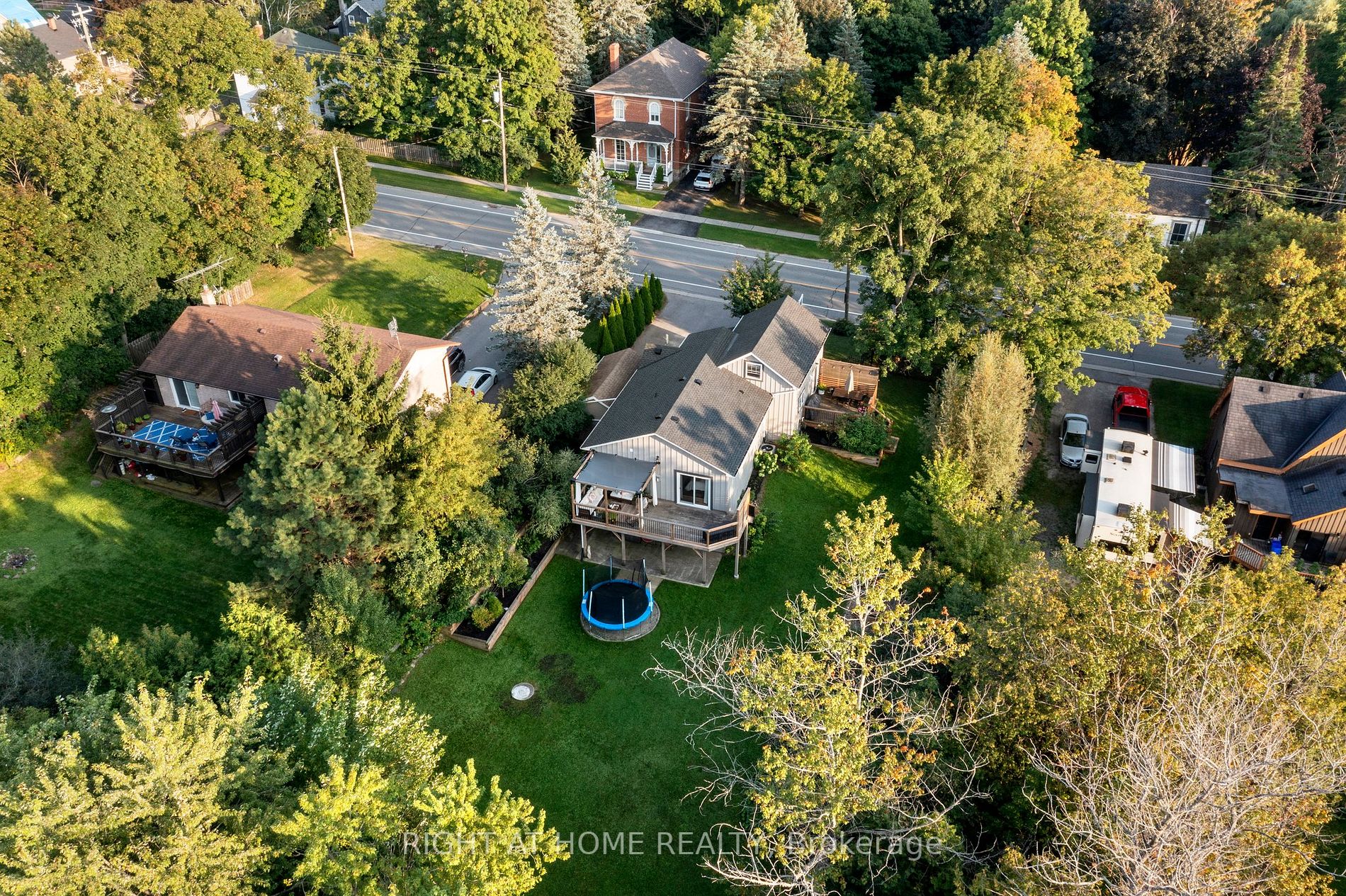 730 Myrtle Rd W