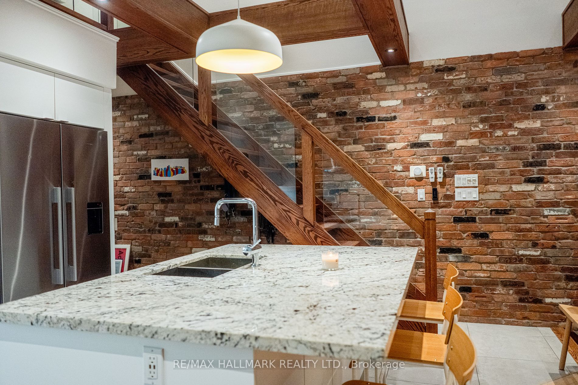 36 Glen Manor Dr, #3
