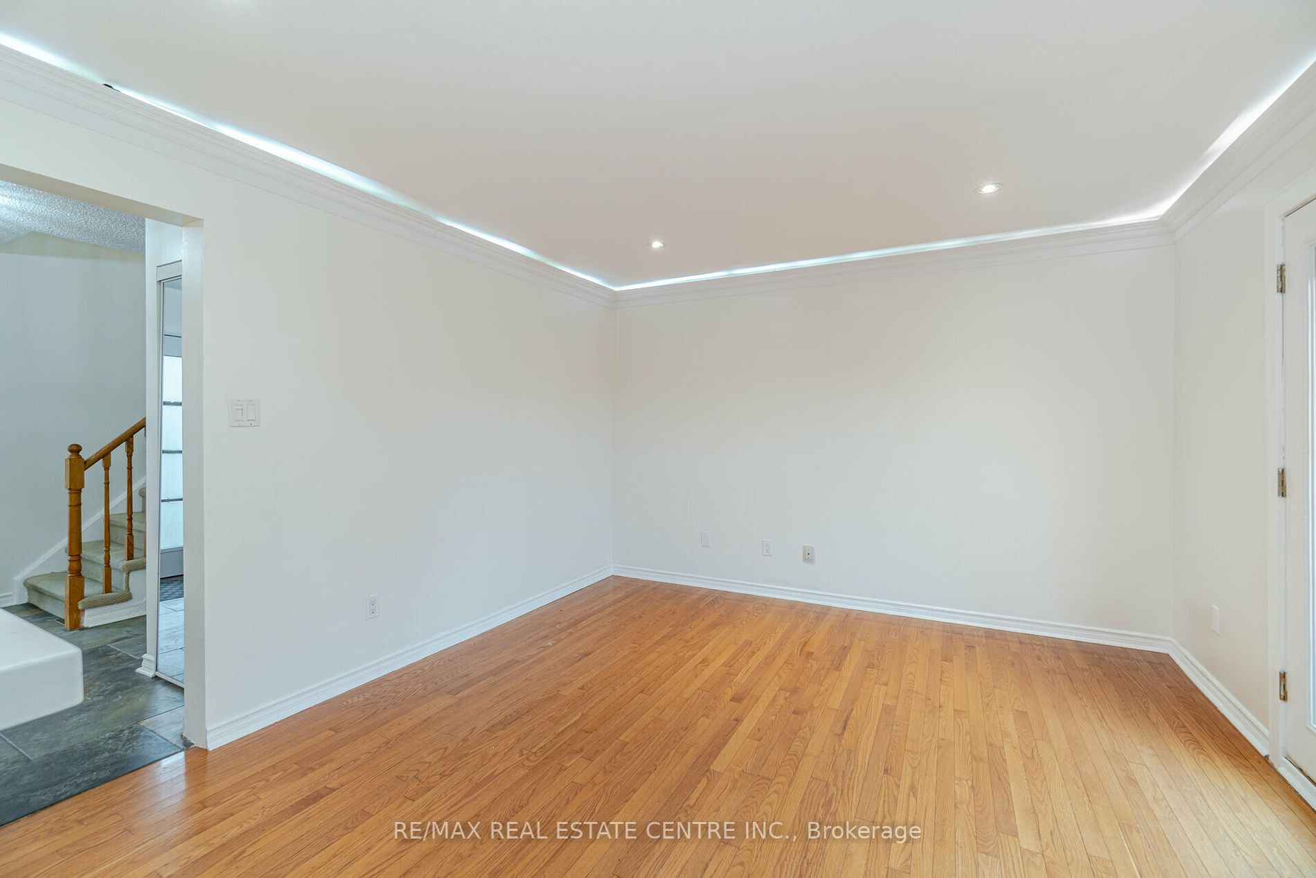 35 Fernbank Place