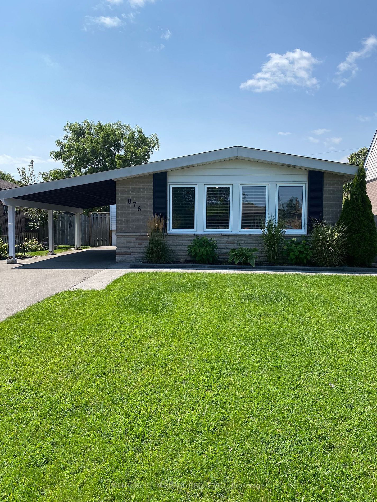876 Antonio St, #Main