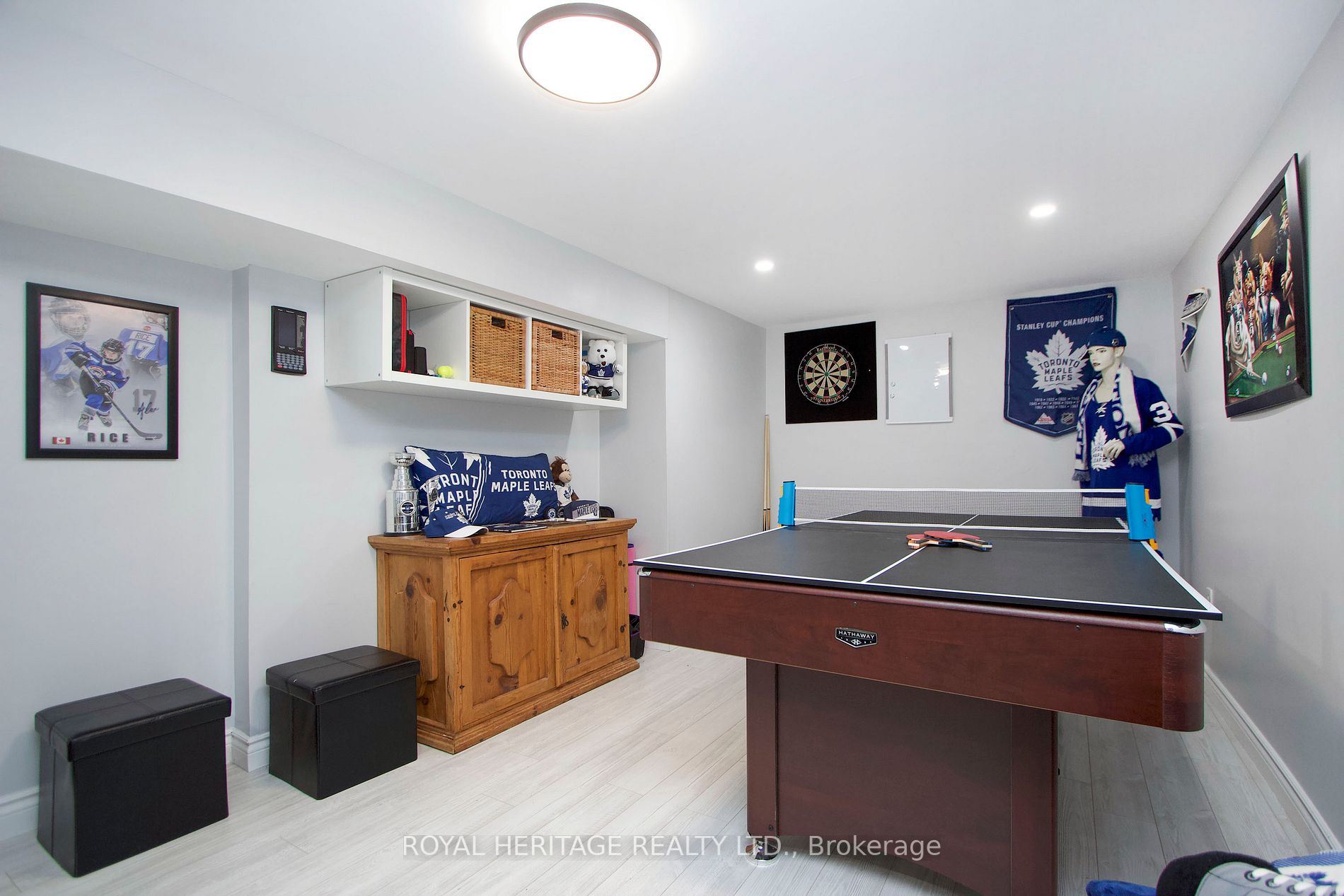 4 Aldcroft Cres