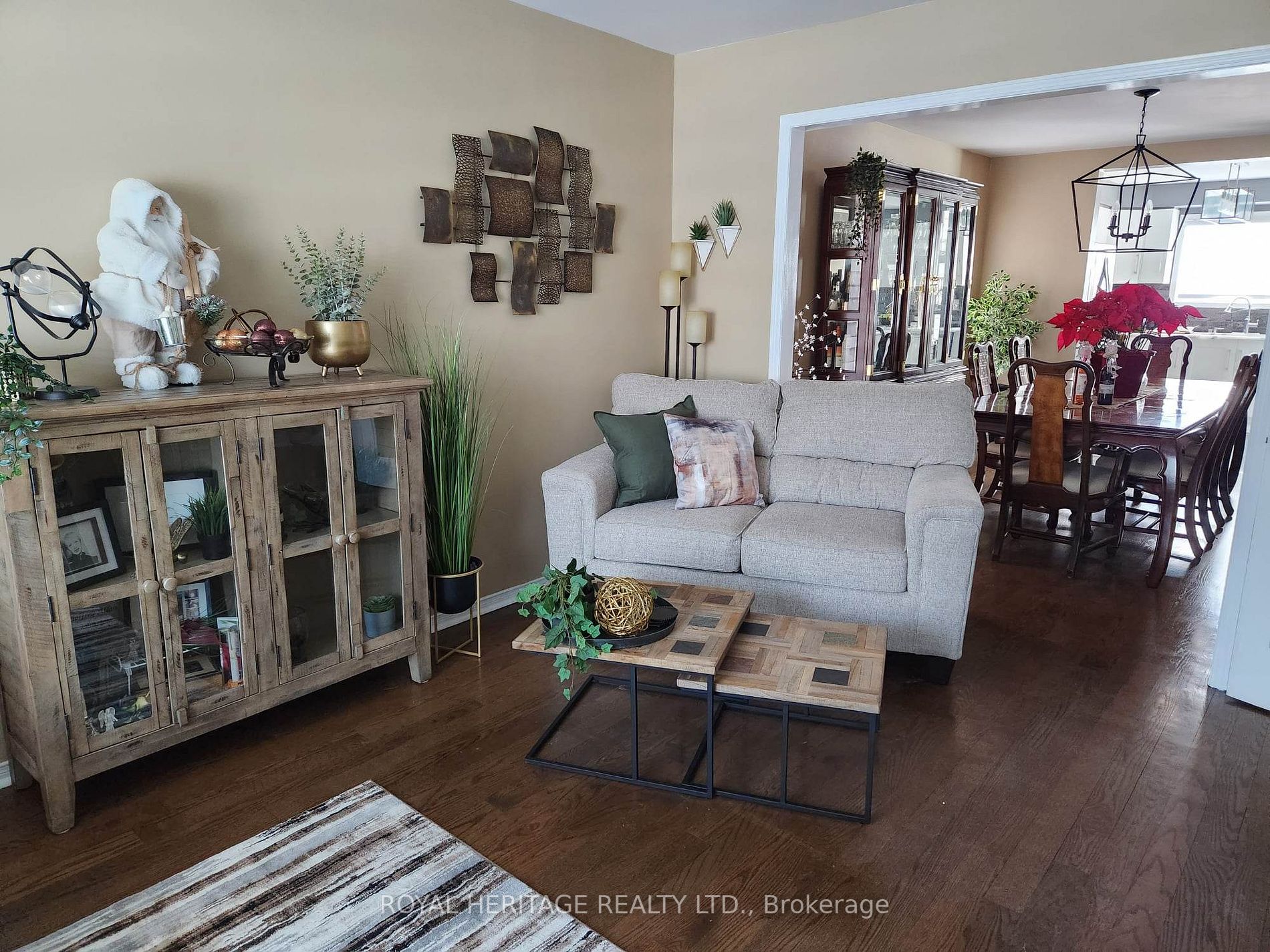 4 Aldcroft Cres