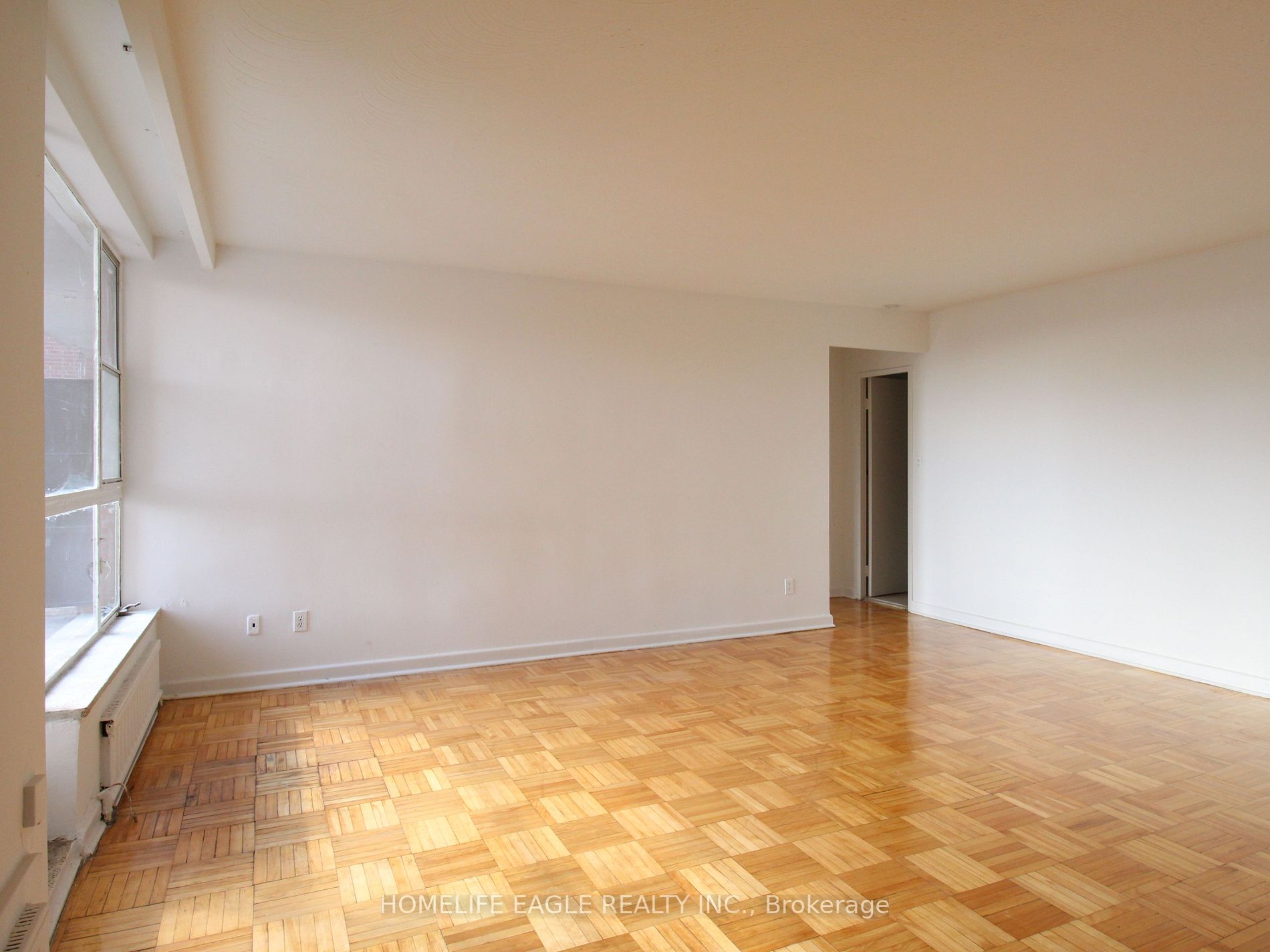 165 Cosburn Ave, #315