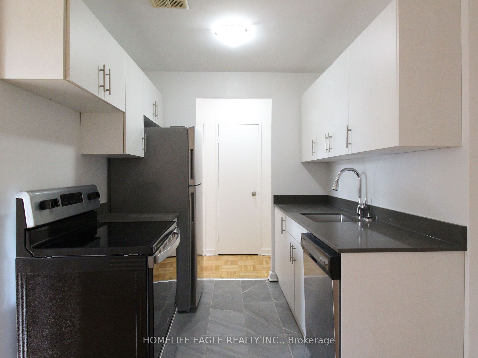 165 Cosburn Ave, #315