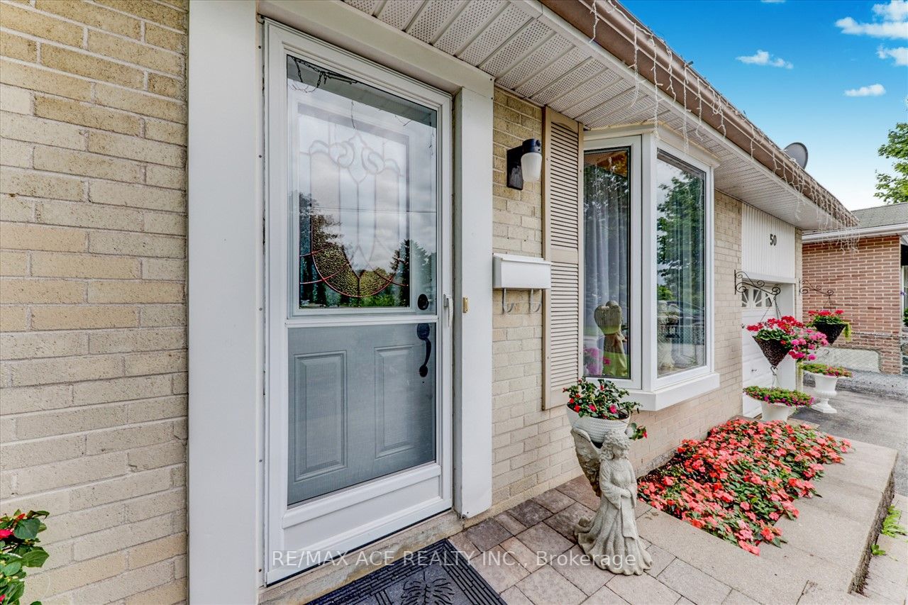 50 Jacwin Dr