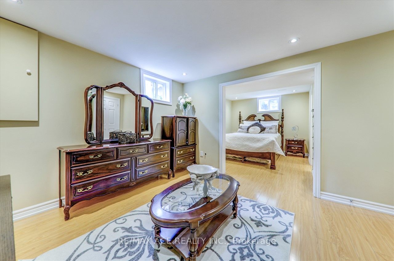 50 Jacwin Dr