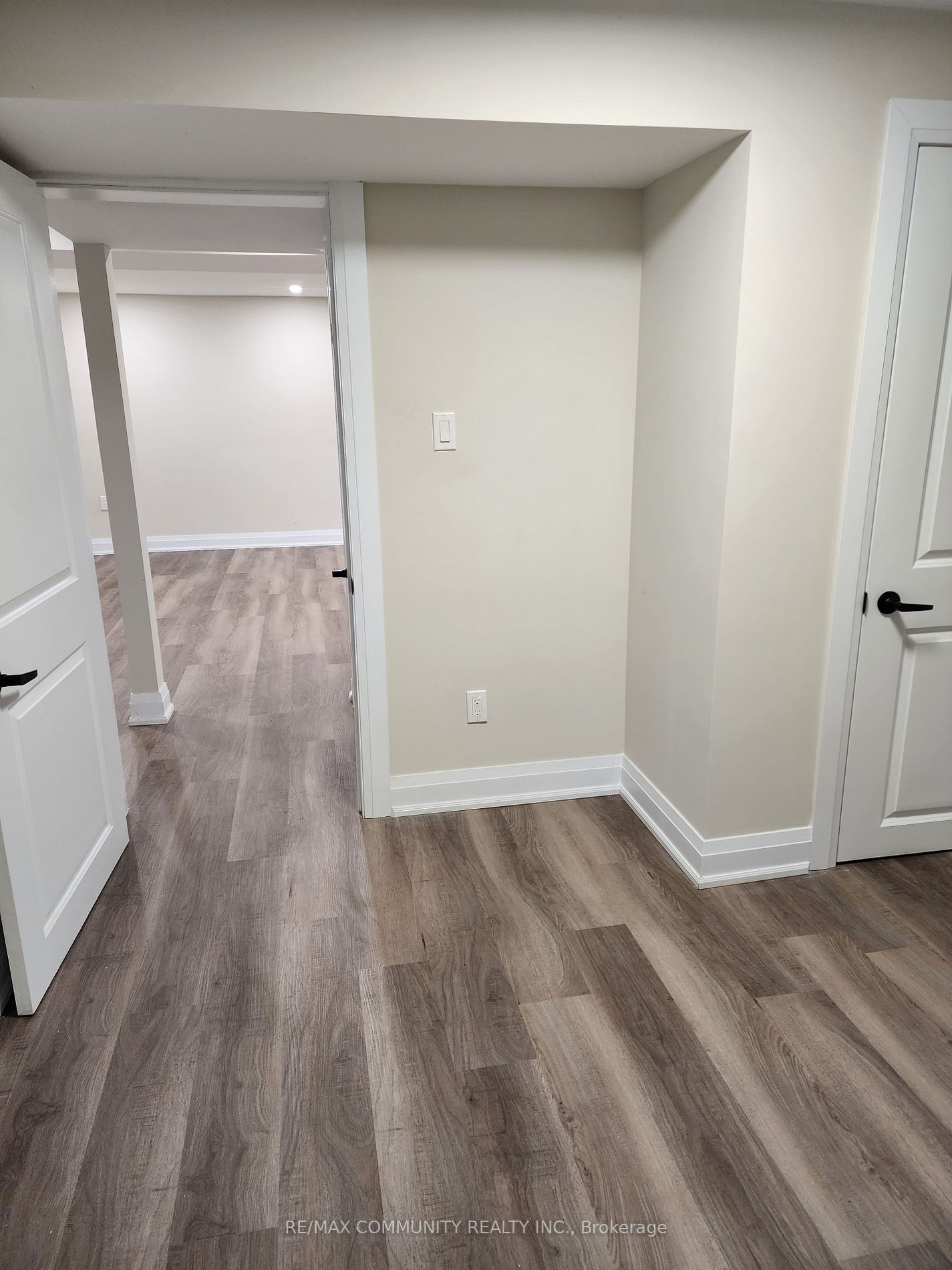 57 Hillhurst Cres
