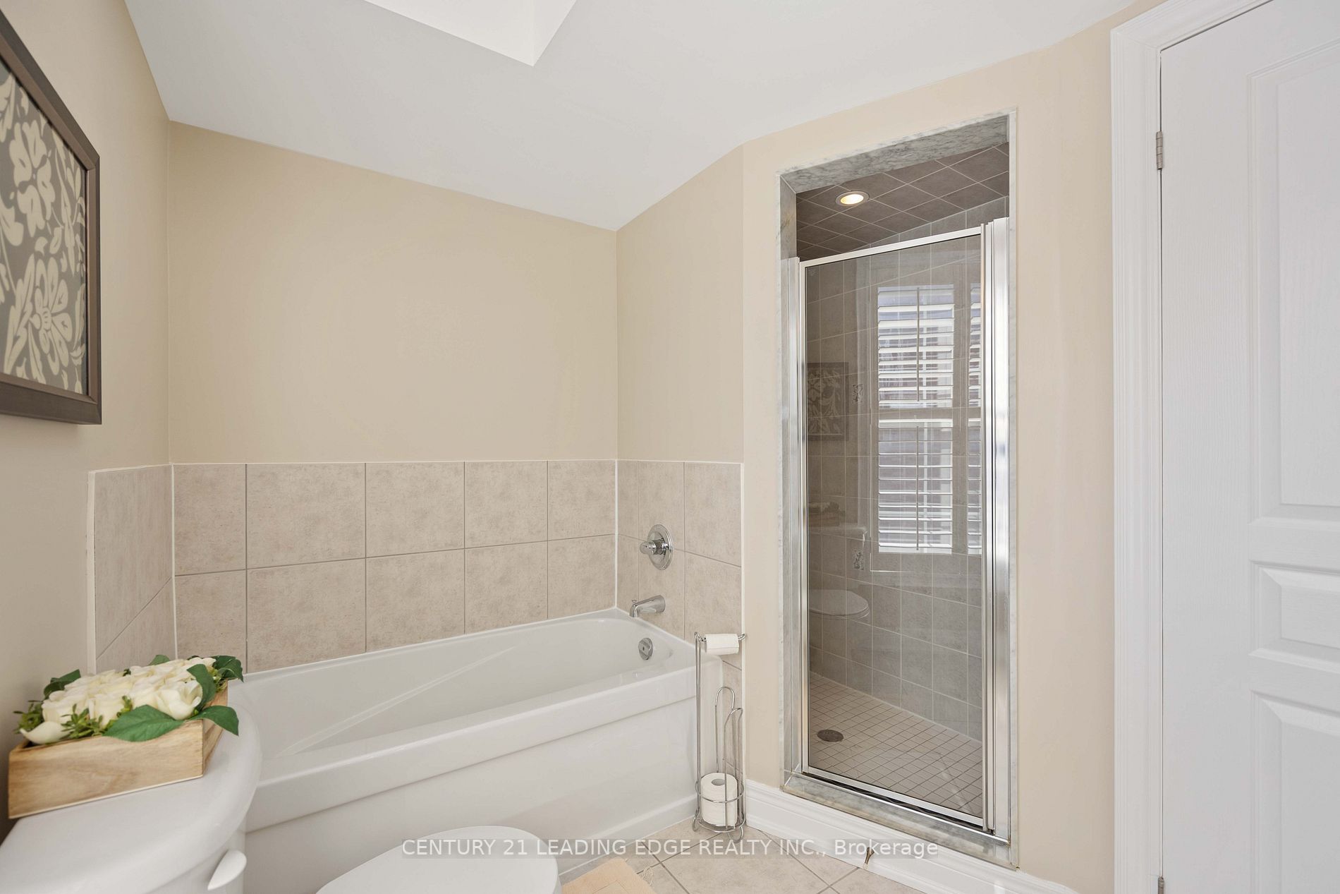 1 FAIRHEAD Mews