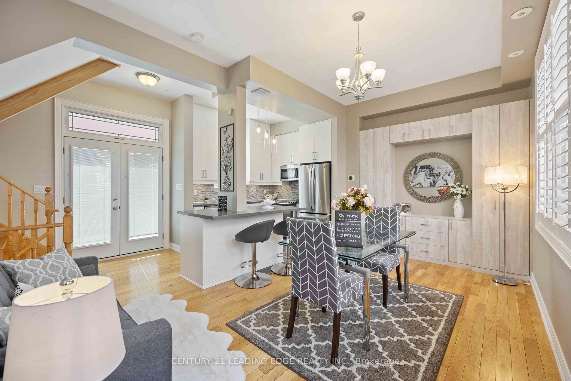 1 FAIRHEAD Mews