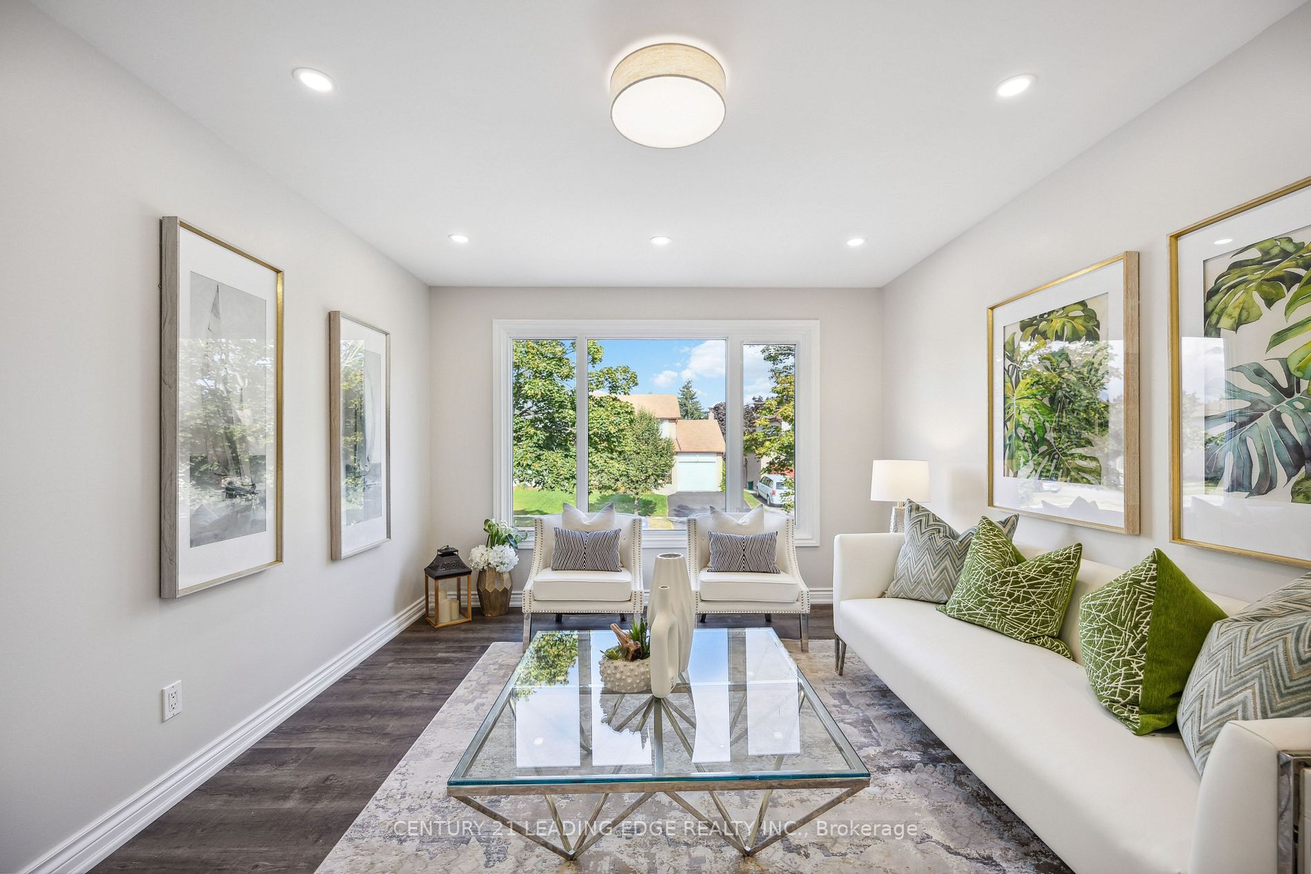 961 Roundelay Drive