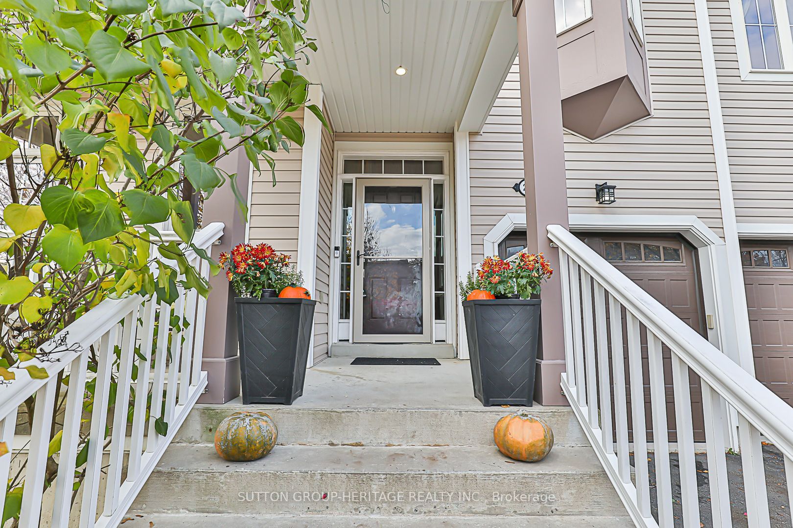 280 Montgomery Ave