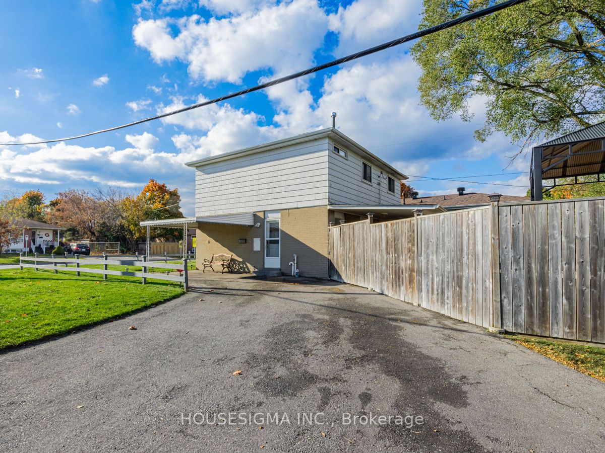 897 Kronso Blvd