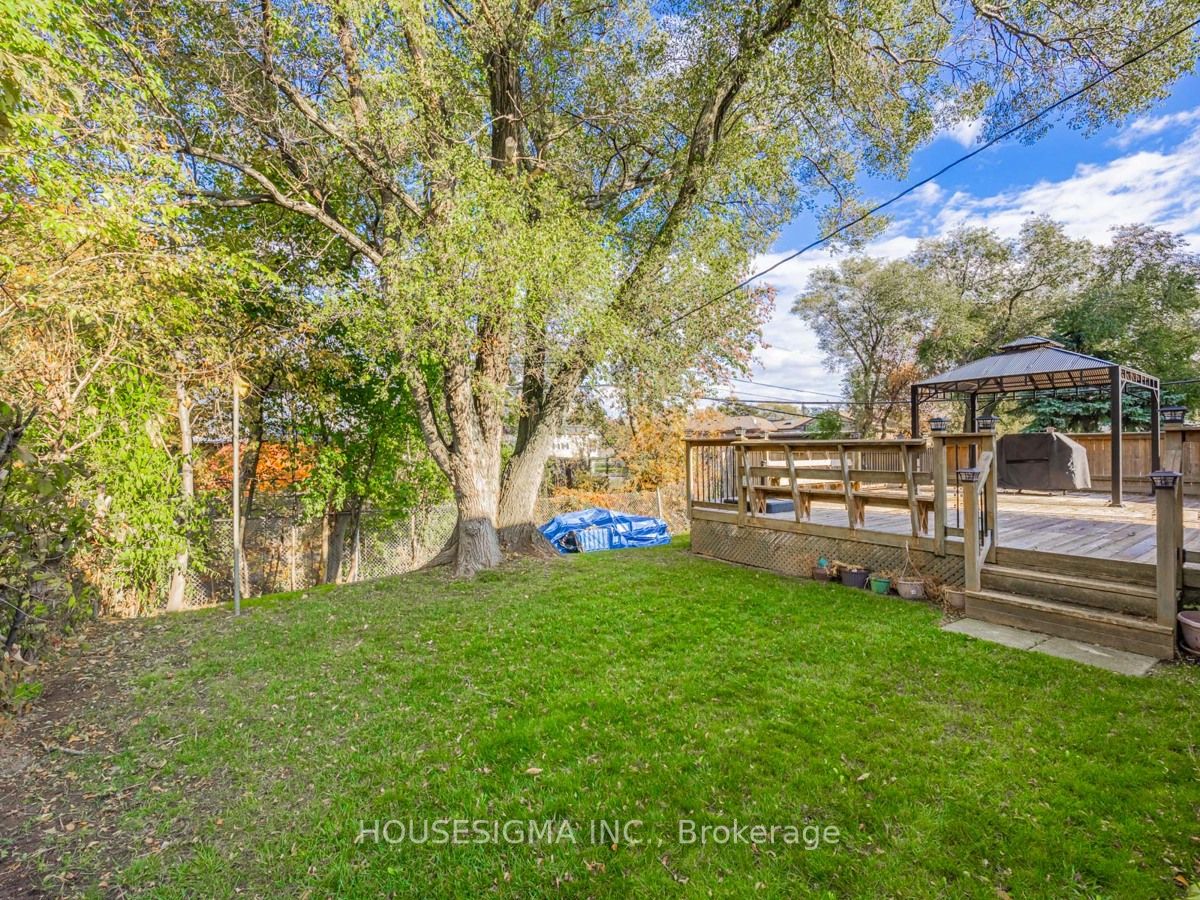 897 Kronso Blvd