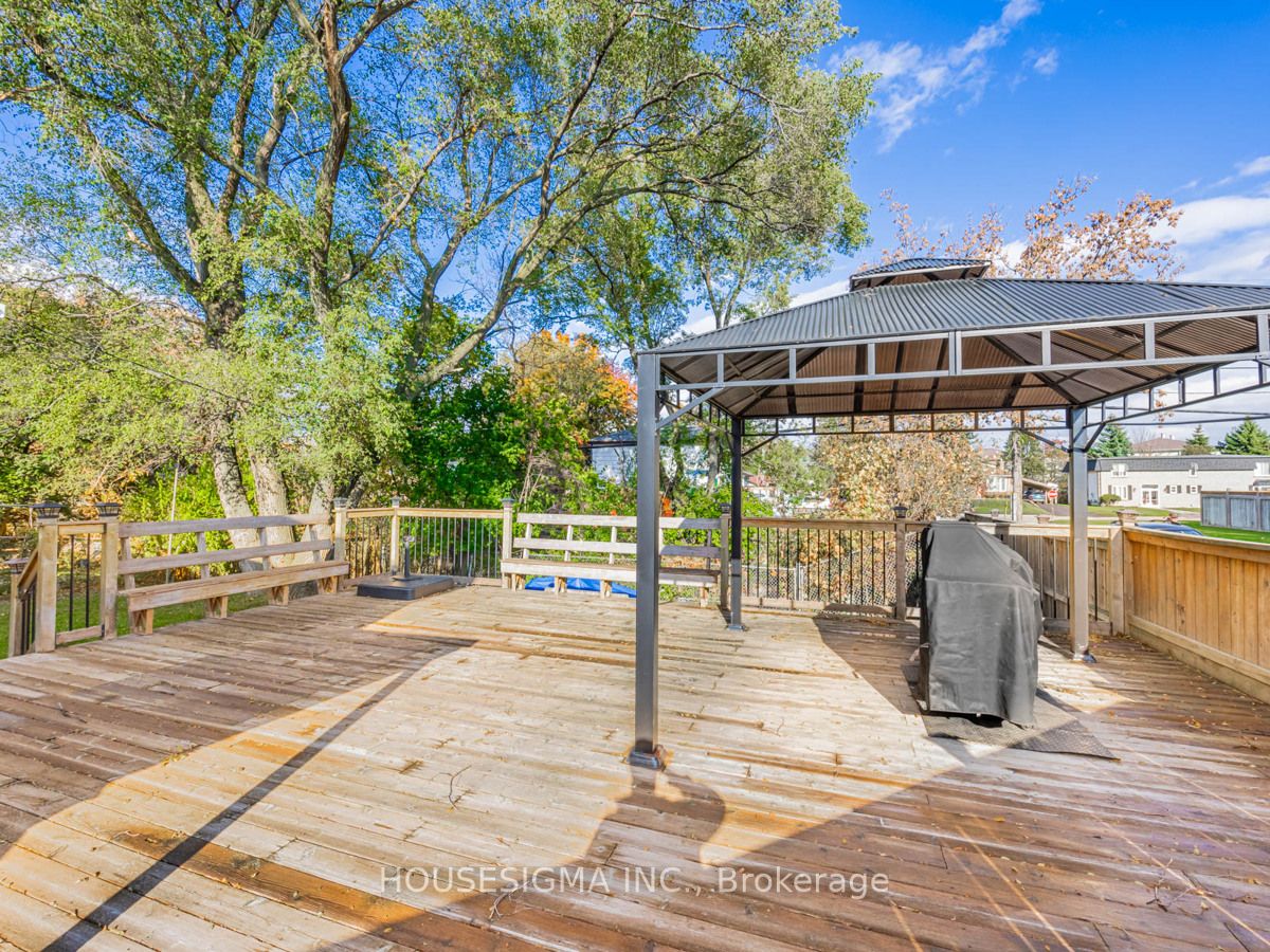 897 Kronso Blvd