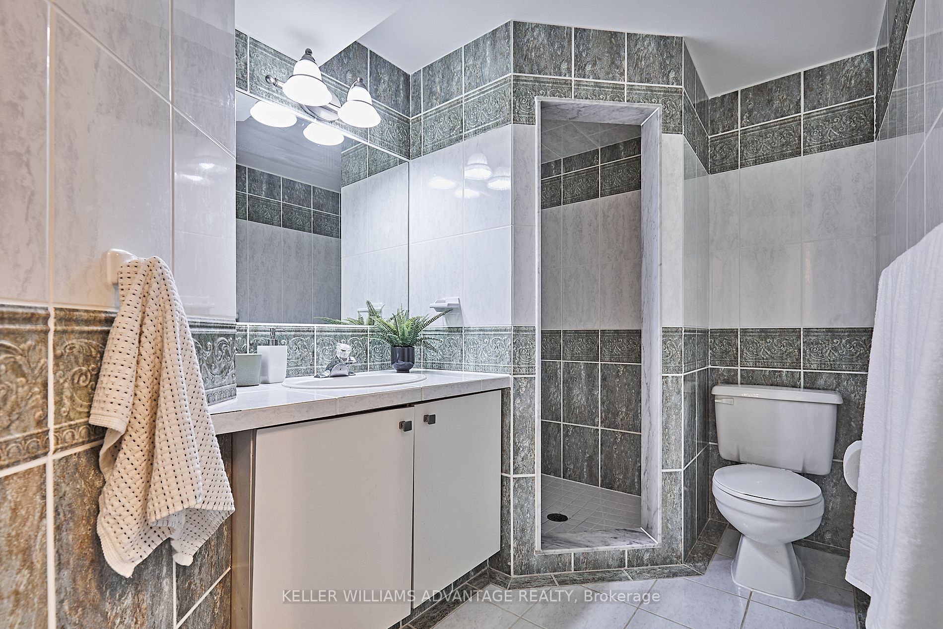27 Mcmann Cres