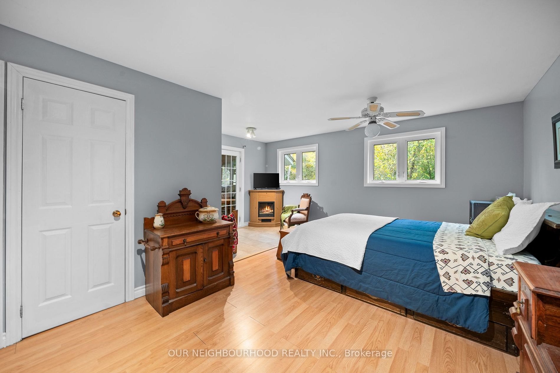 19321 Scugog Point Rd